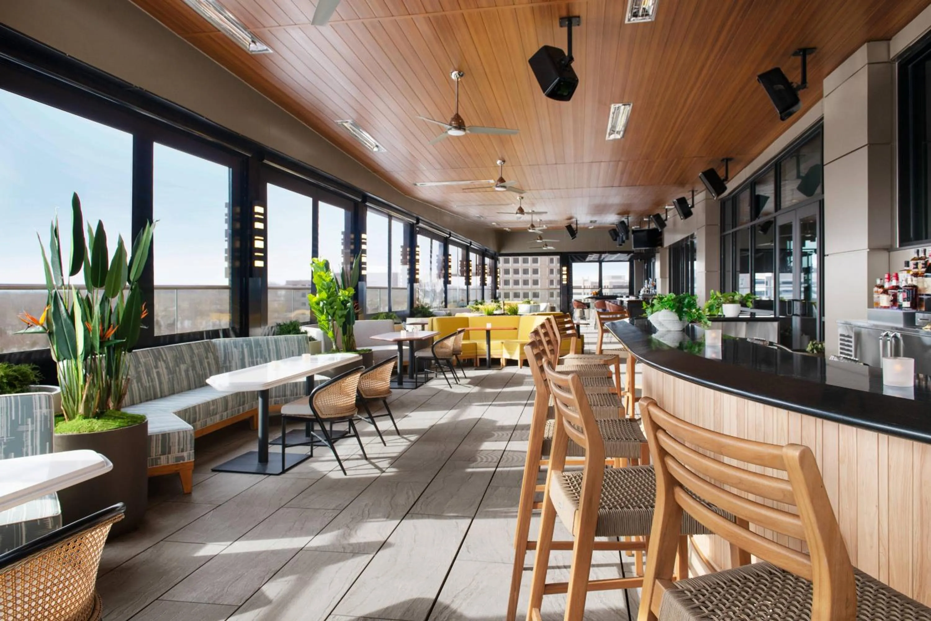 Restaurant/places to eat in AC Hotel by Marriott Bridgewater