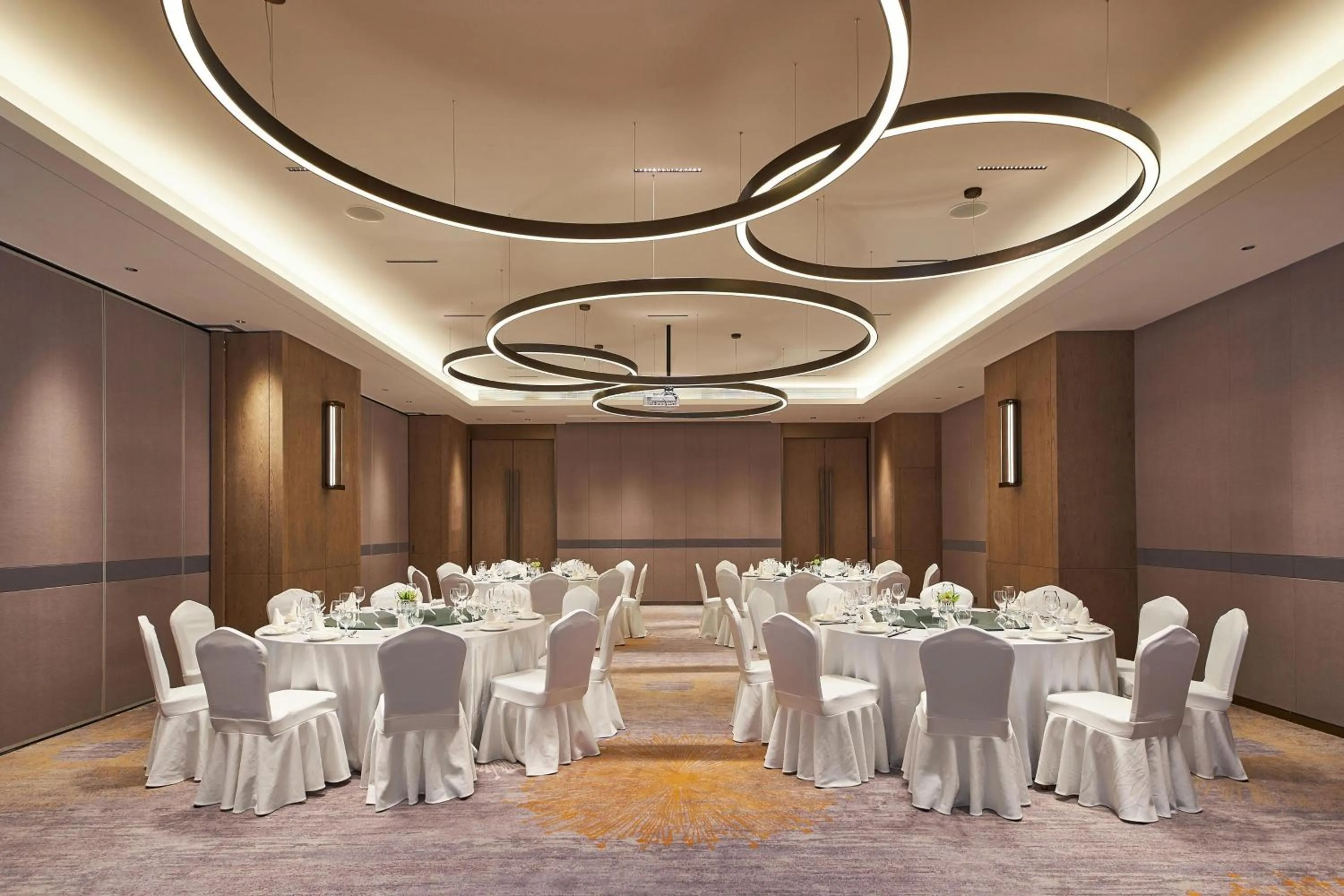 Meeting/conference room in Four Points by Sheraton Jiaxing