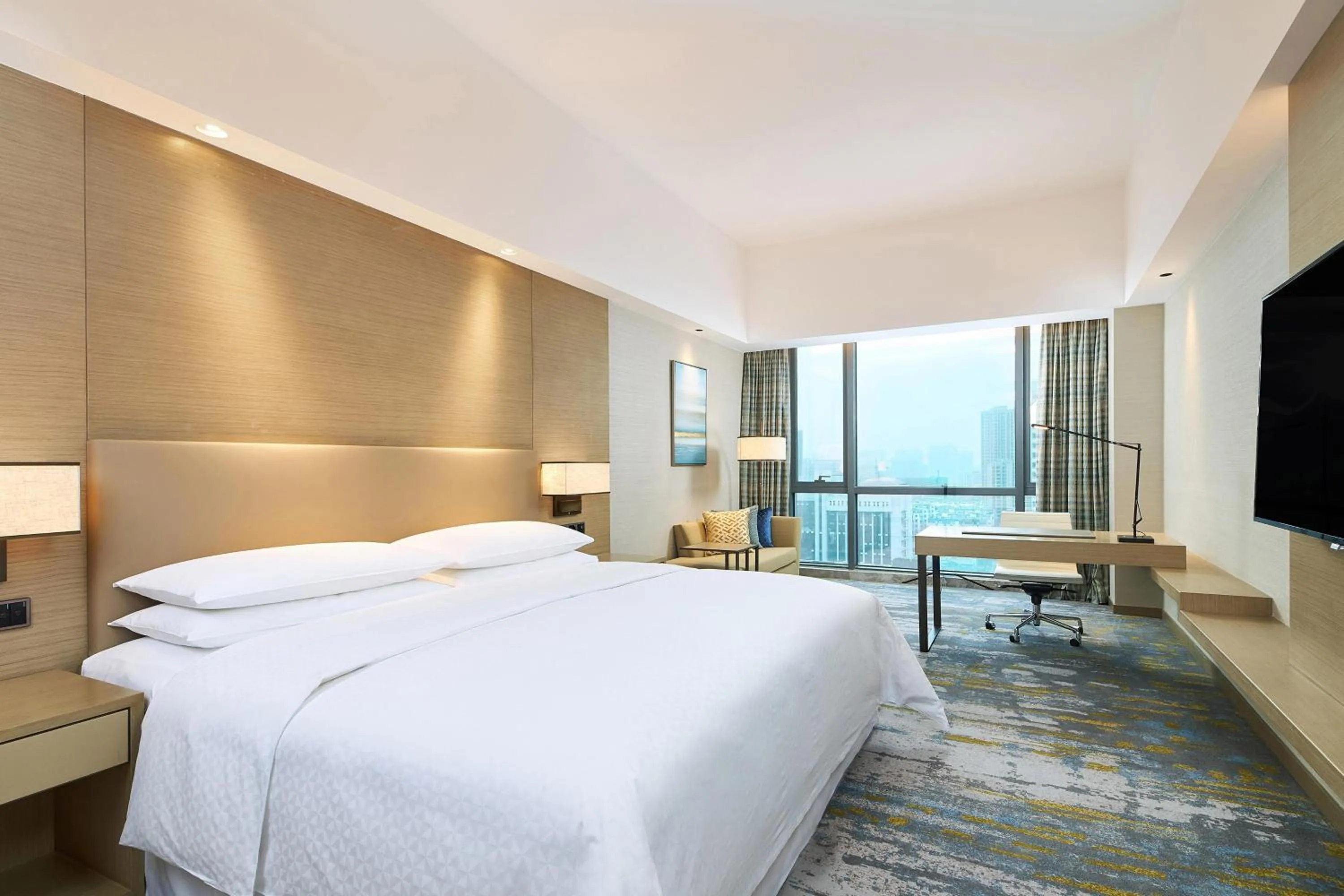 Photo of the whole room, Bed in Four Points by Sheraton Jiaxing