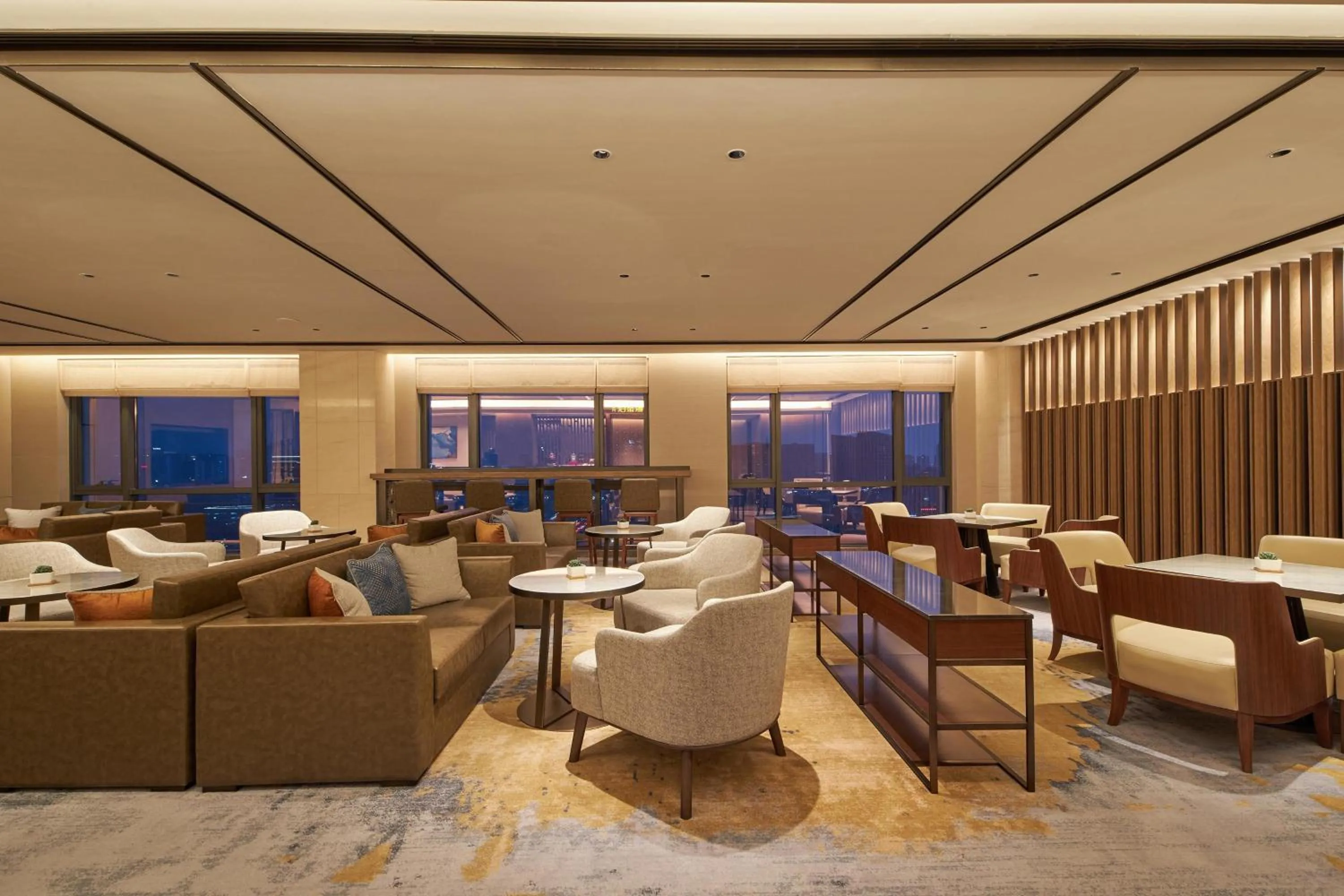 Lounge or bar in Four Points by Sheraton Jiaxing