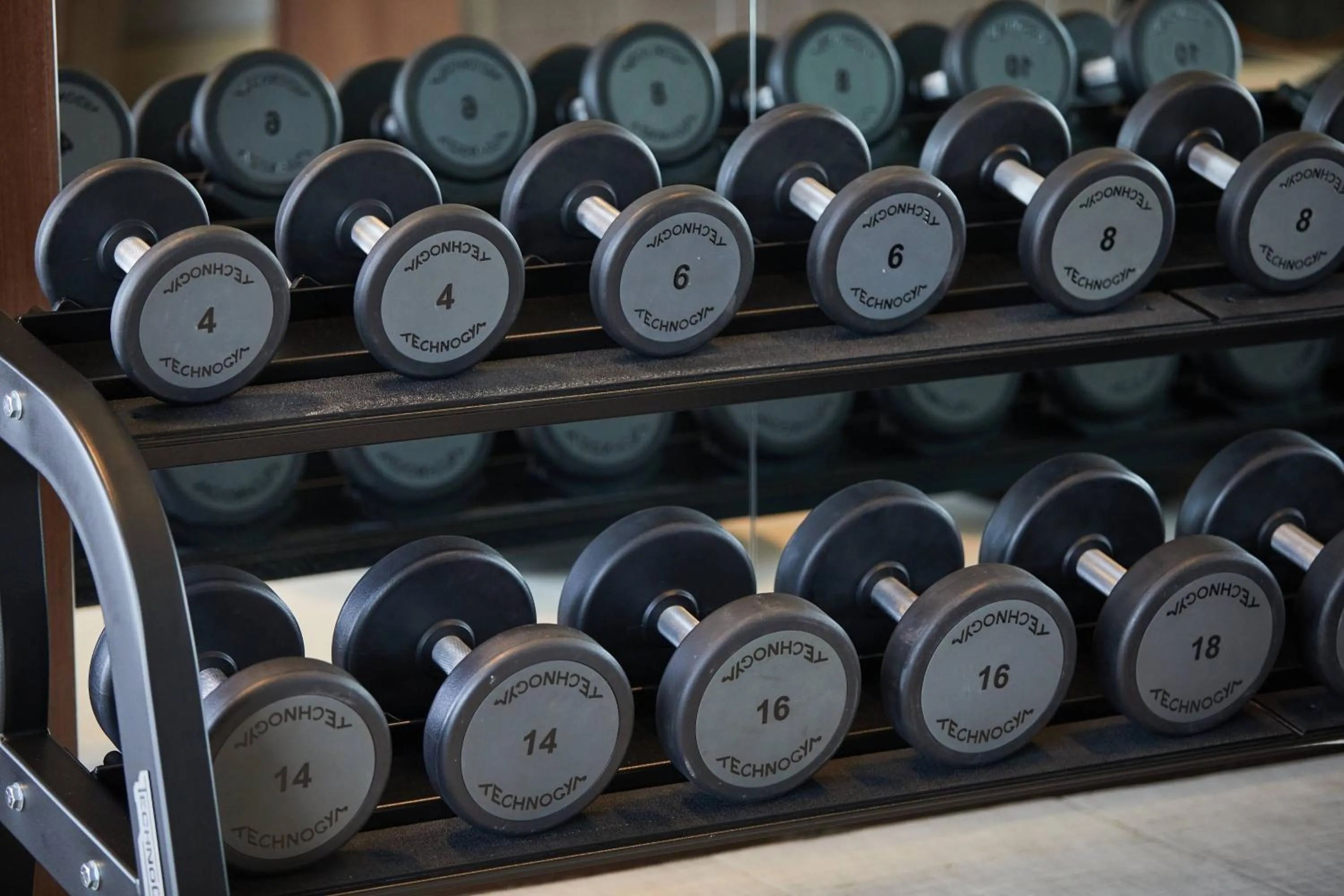 Fitness centre/facilities in AC Hotel by Marriott Santiago Cenco Costanera