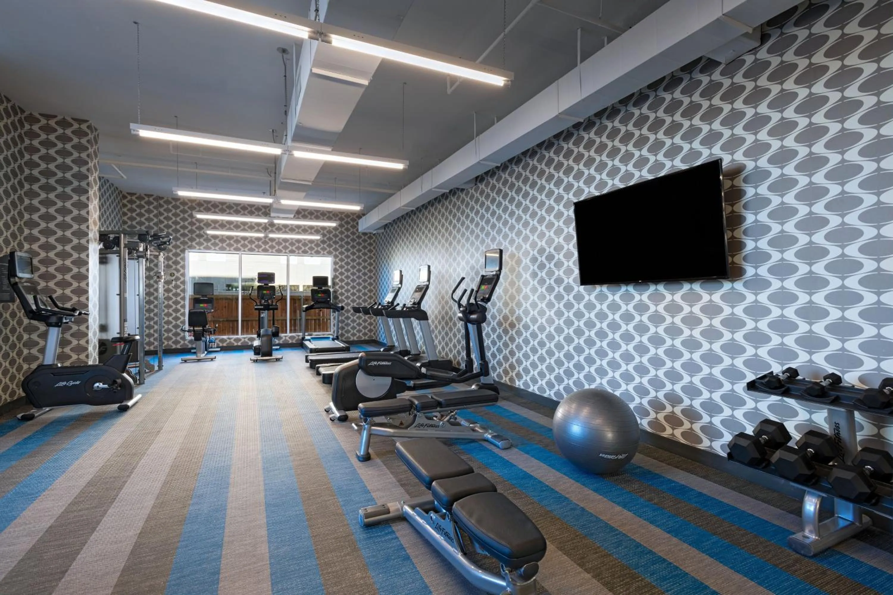 Fitness centre/facilities in Aloft Waco Downtown
