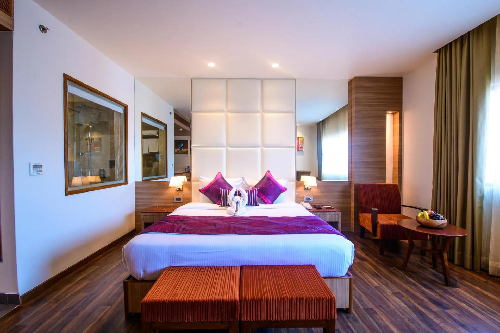 Bed in Best Western La Vista Pathankot