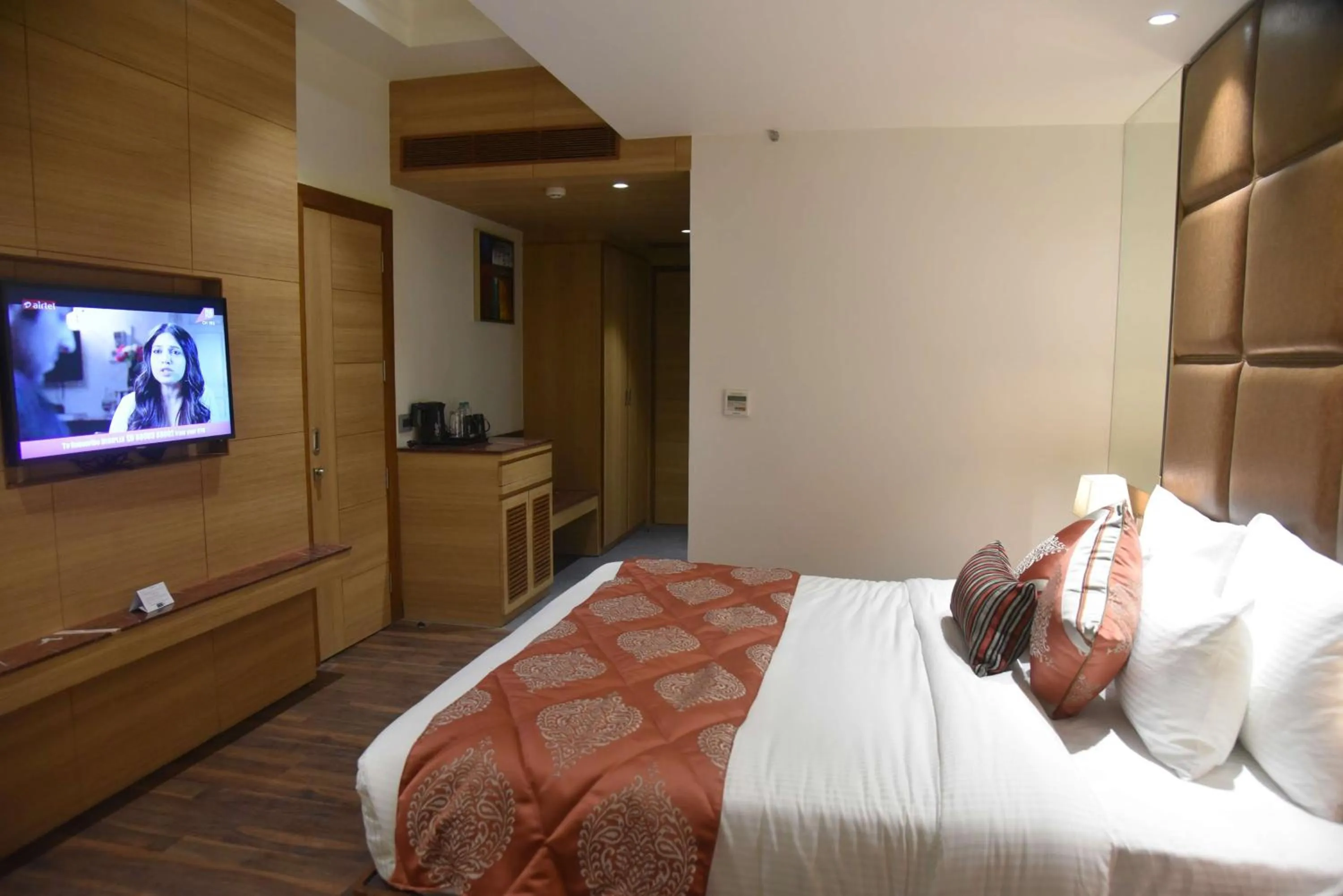 Bedroom, Bed in Best Western La Vista Pathankot