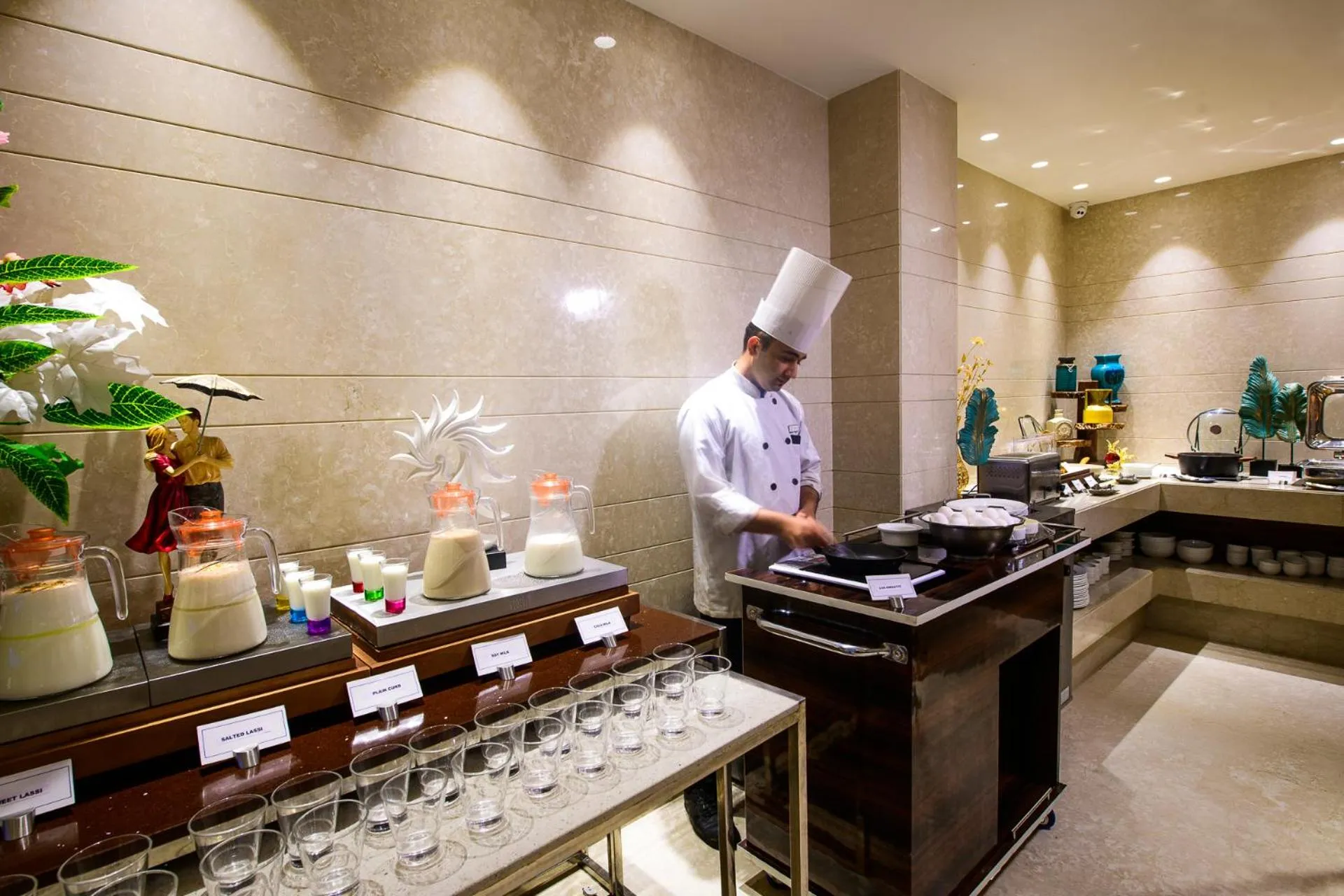 Breakfast in Best Western La Vista Pathankot