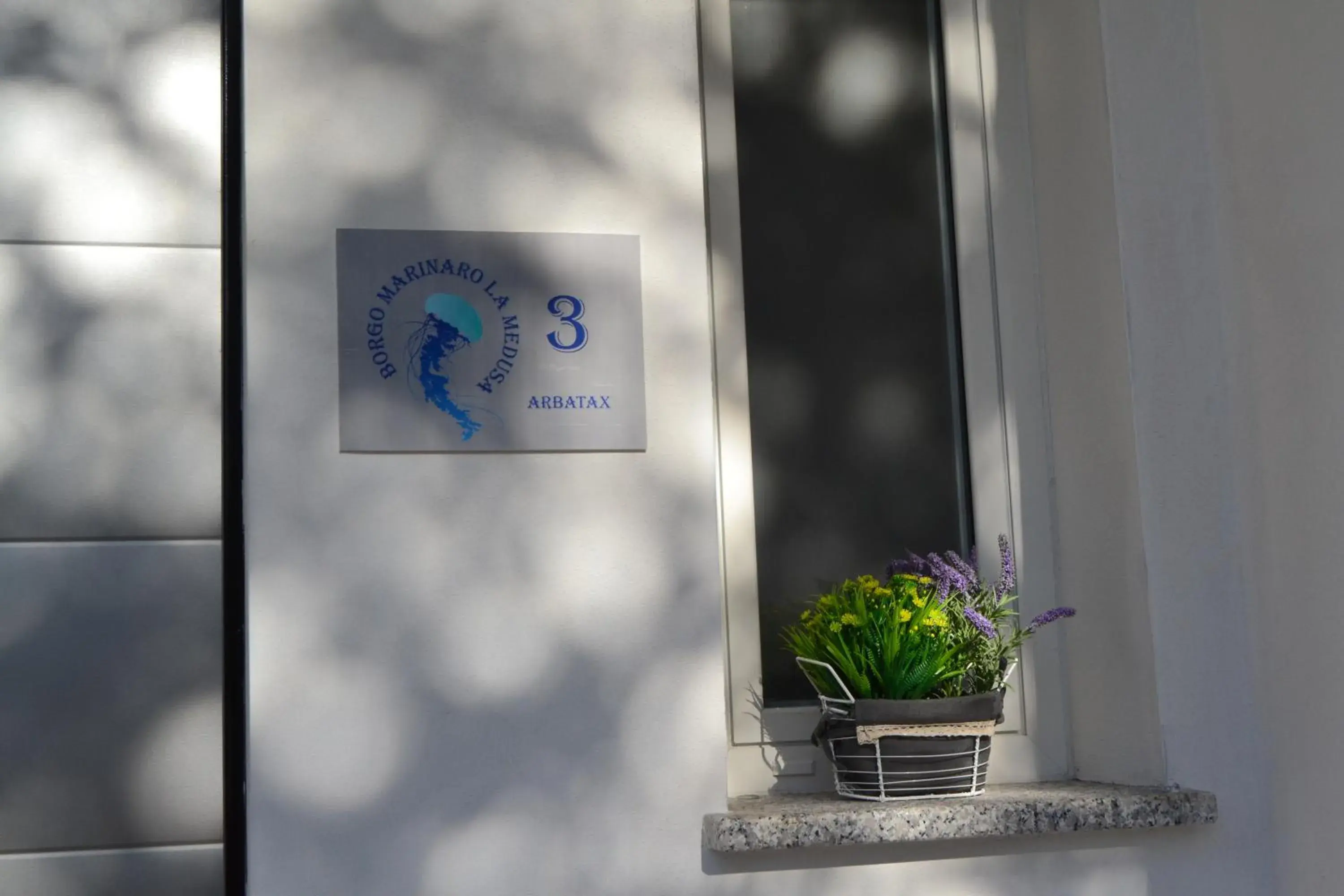 Double Room with Private Bathroom - single occupancy in Borgo Marinaro La Medusa Arbatax - camera matrimoniale con bagno privato- Double Room with Private Bathroom - single occupancy in Borgo Marinaro La Medusa Arbatax - camera matrimoniale con bagno privato-