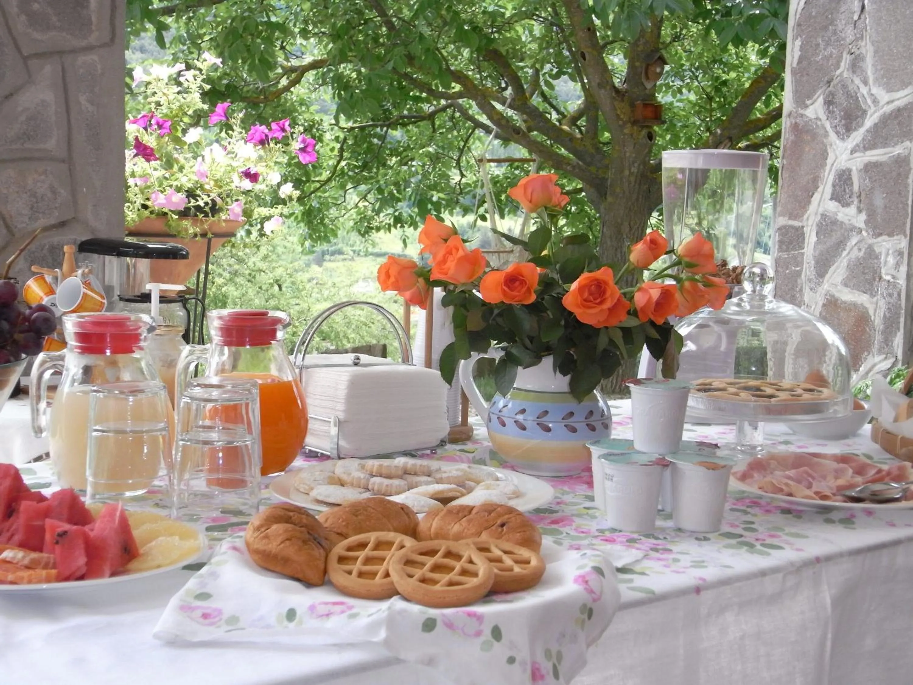 Continental breakfast in B&B Bosco Dei Cervi