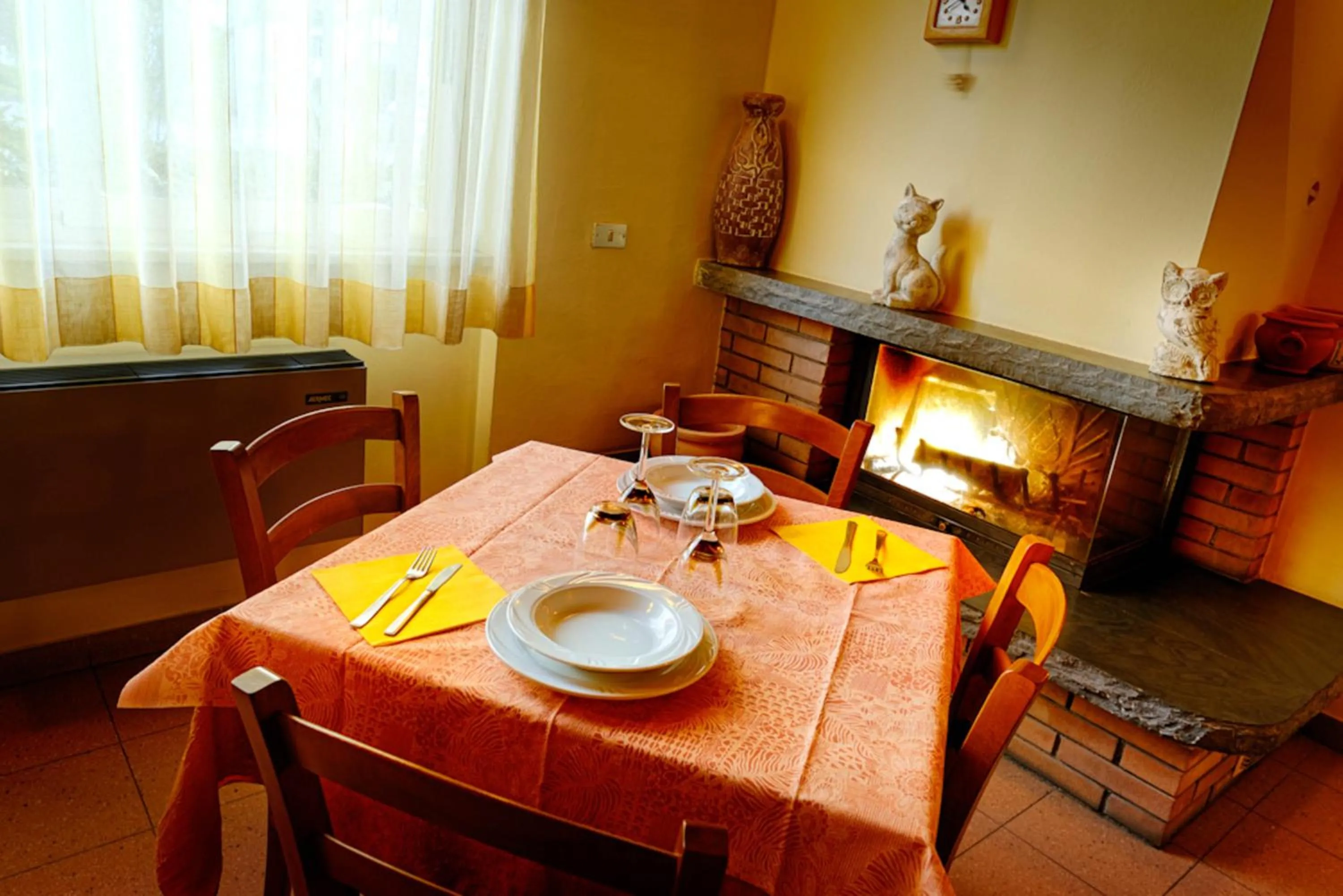 Decorative detail in Le Rondini