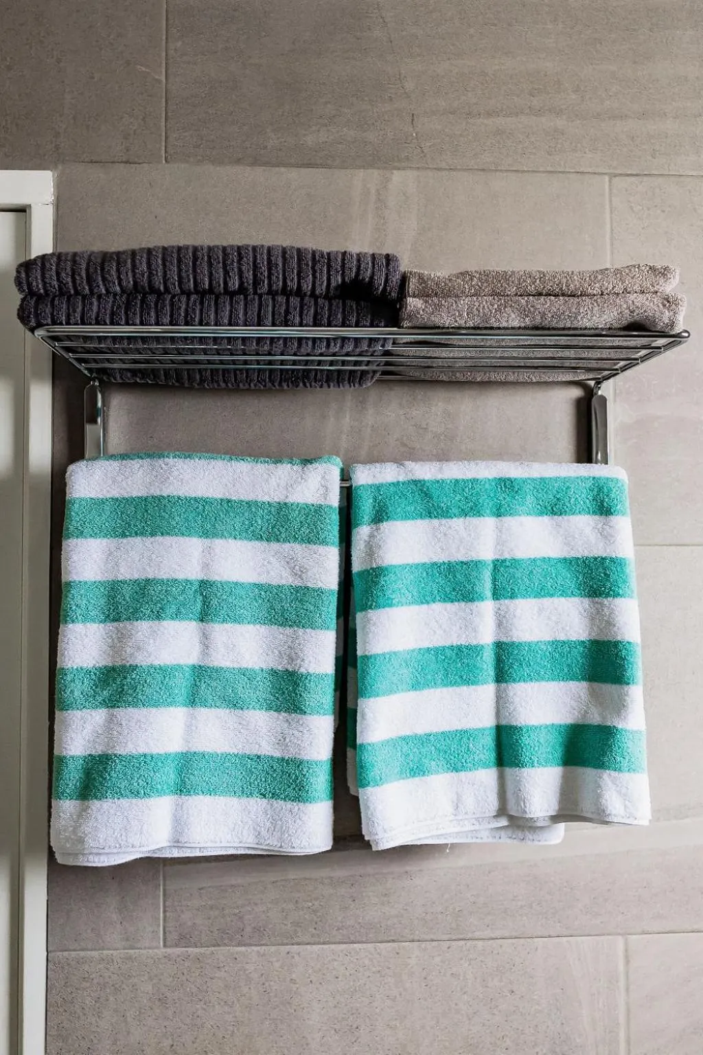 Bathroom in The Palm Leaf Apartments