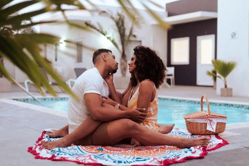 Guests in The Palm Leaf Apartments