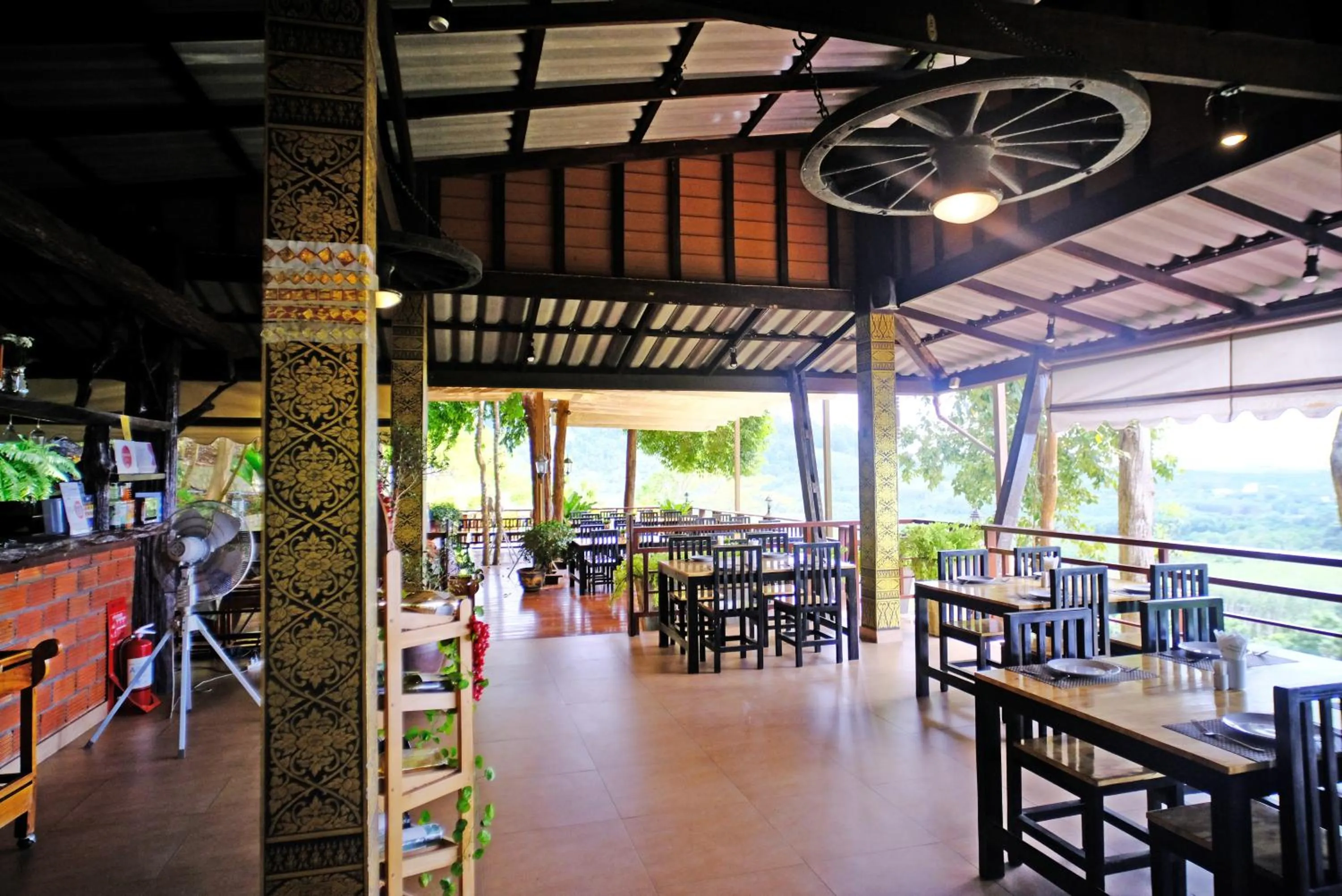 Nearby landmark in Rnana Grand