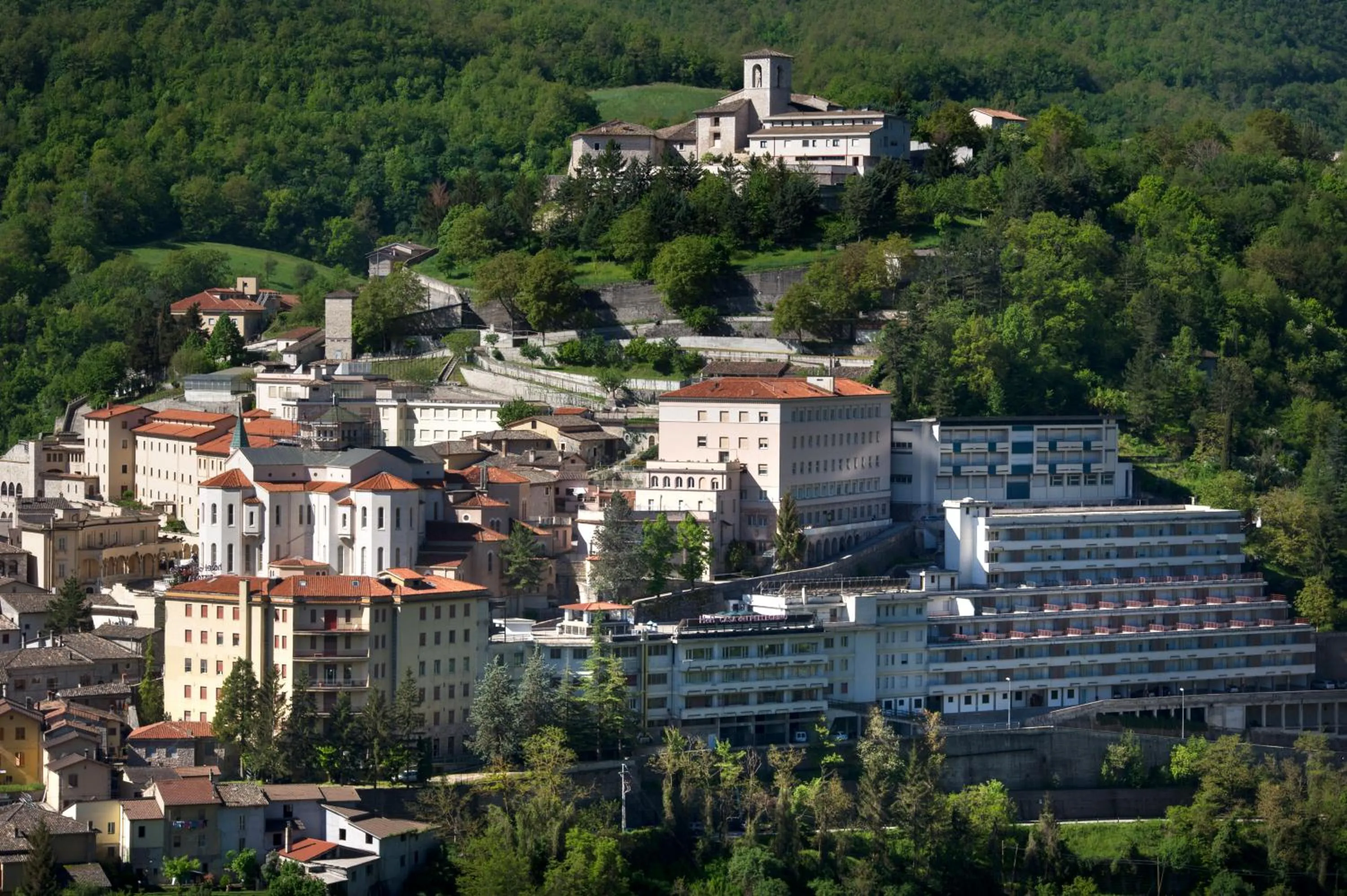 Street view in Hotel Delle Rose