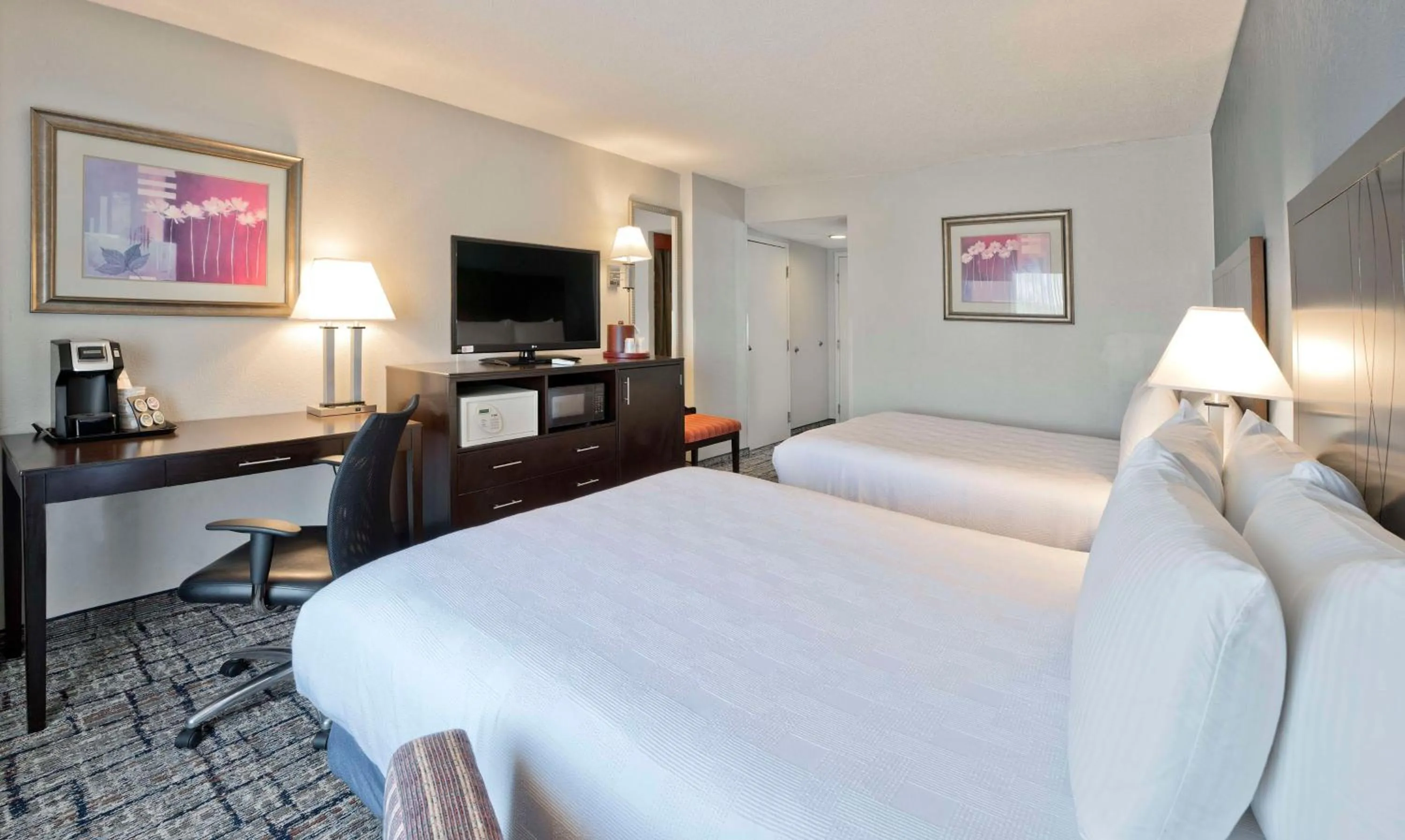 Bedroom, Bed in Best Western Plus Hotel & Conference Center