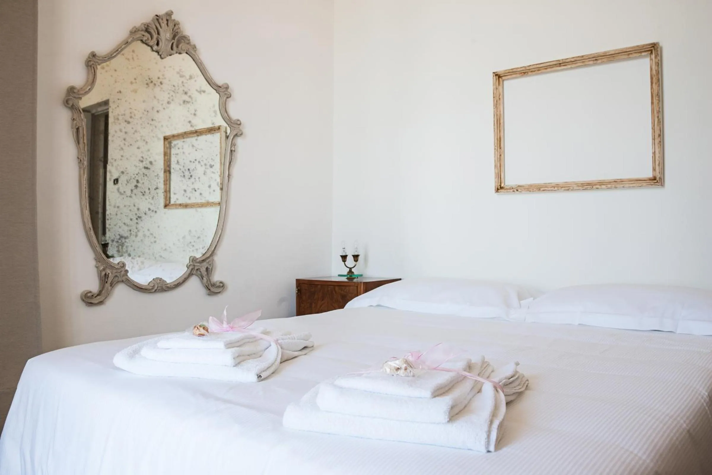 Photo of the whole room, Bed in Villa Giannina B&B