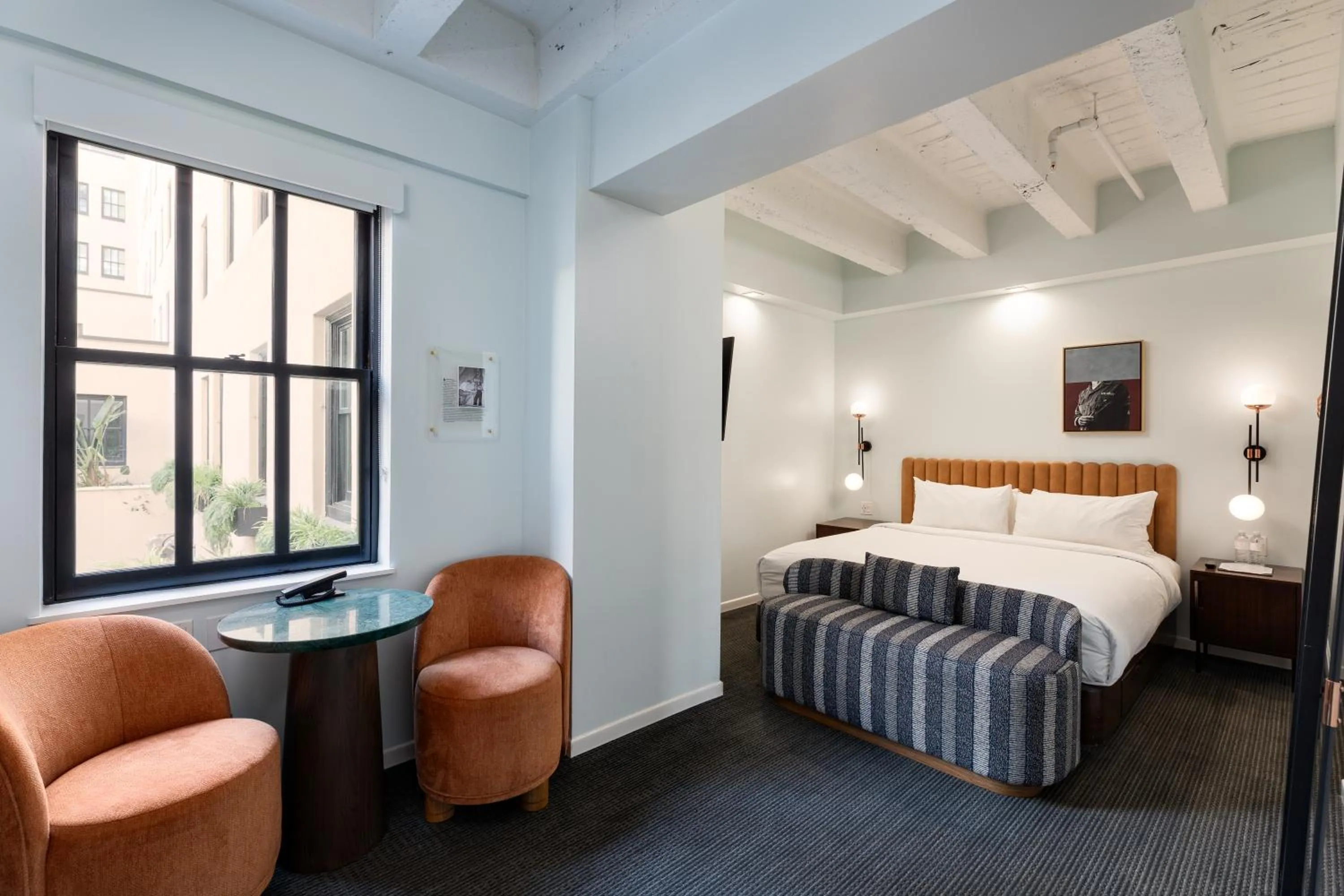 Bed in The Guild Hotel, San Diego Downtown, a Marriott Tribute Portfolio Hotel