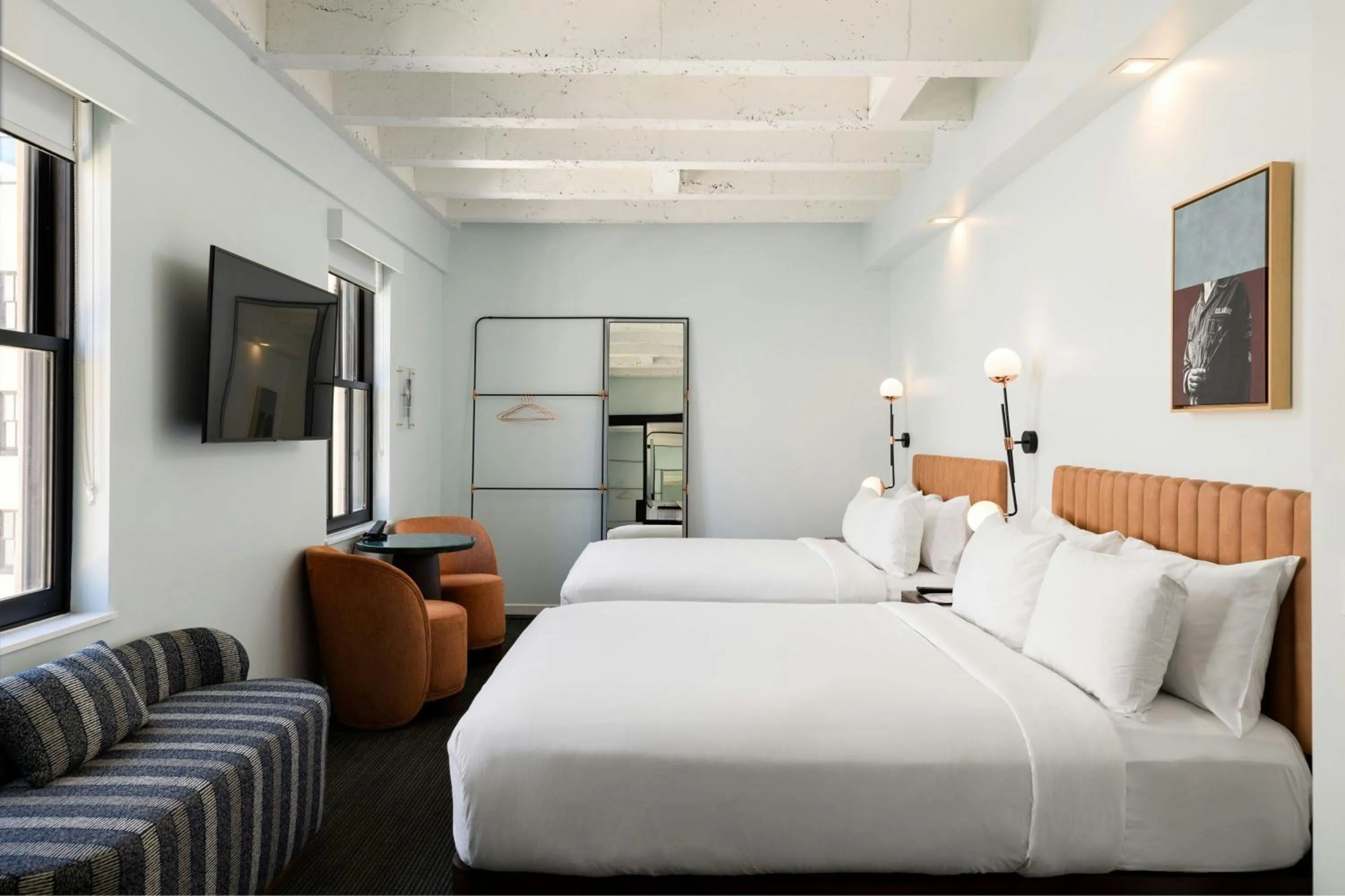 Photo of the whole room, Bed in The Guild Hotel, San Diego Downtown, a Marriott Tribute Portfolio Hotel