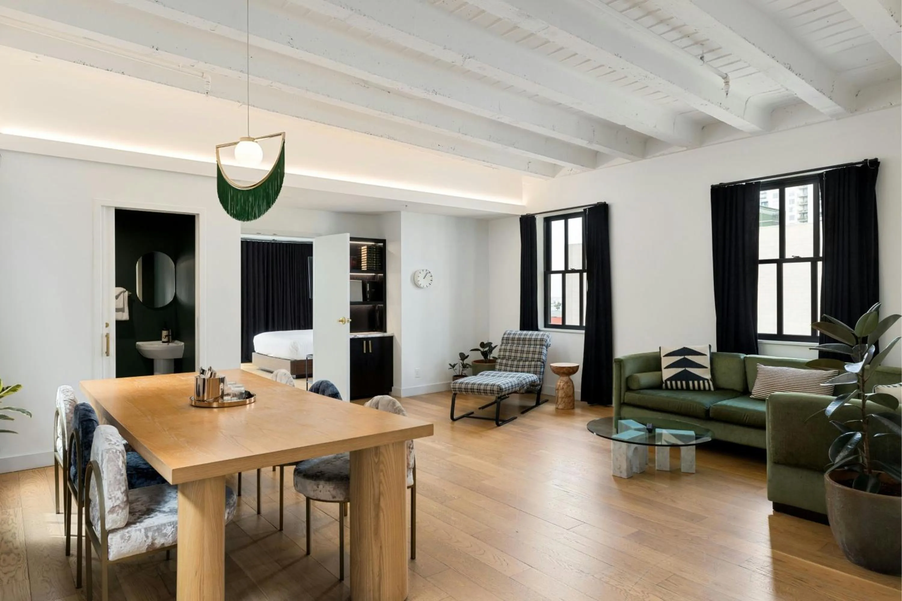 Living room in The Guild Hotel, San Diego Downtown, a Marriott Tribute Portfolio Hotel