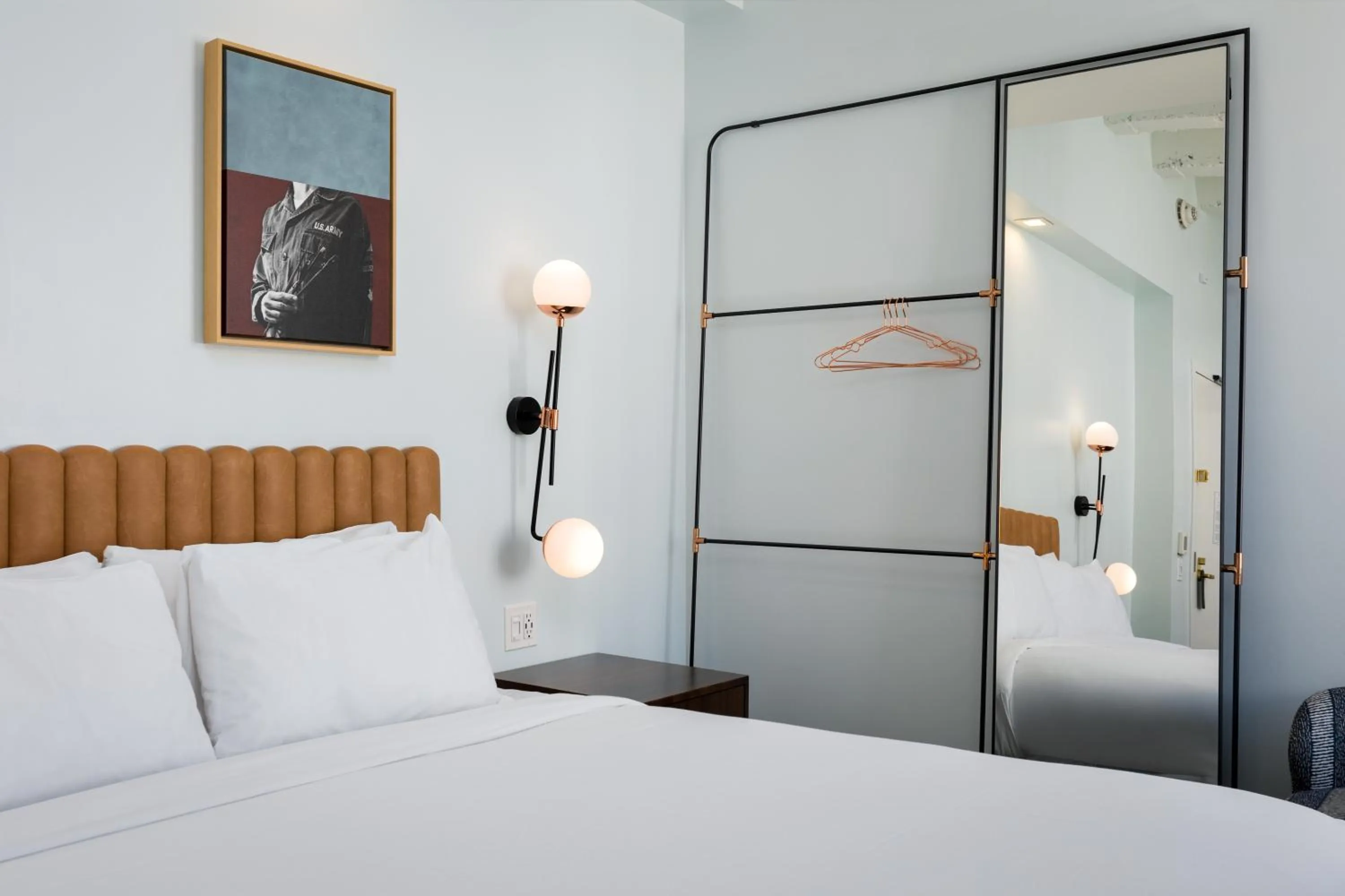 Bed in The Guild Hotel, San Diego Downtown, a Marriott Tribute Portfolio Hotel