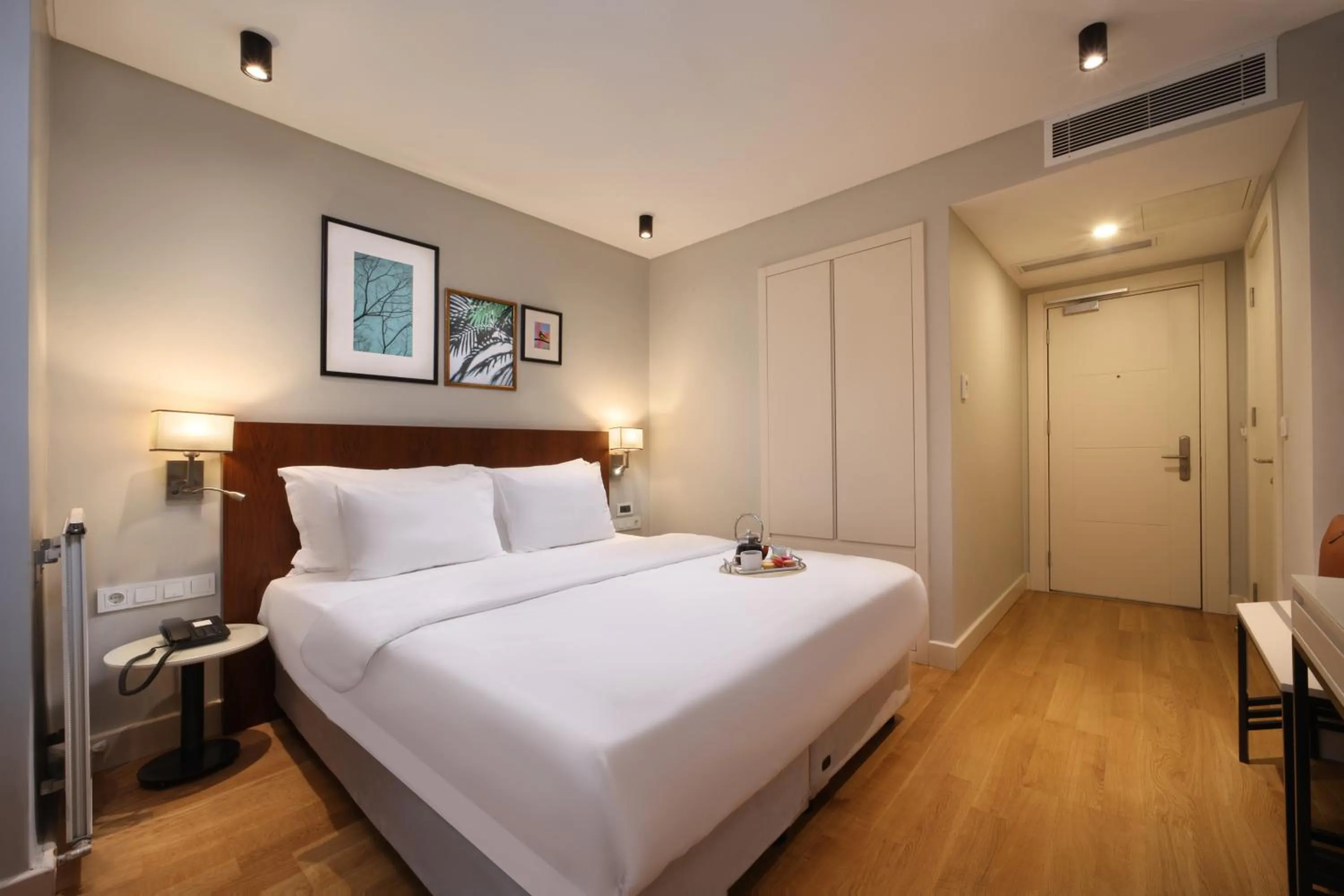 Bed in Suadhan Hotel