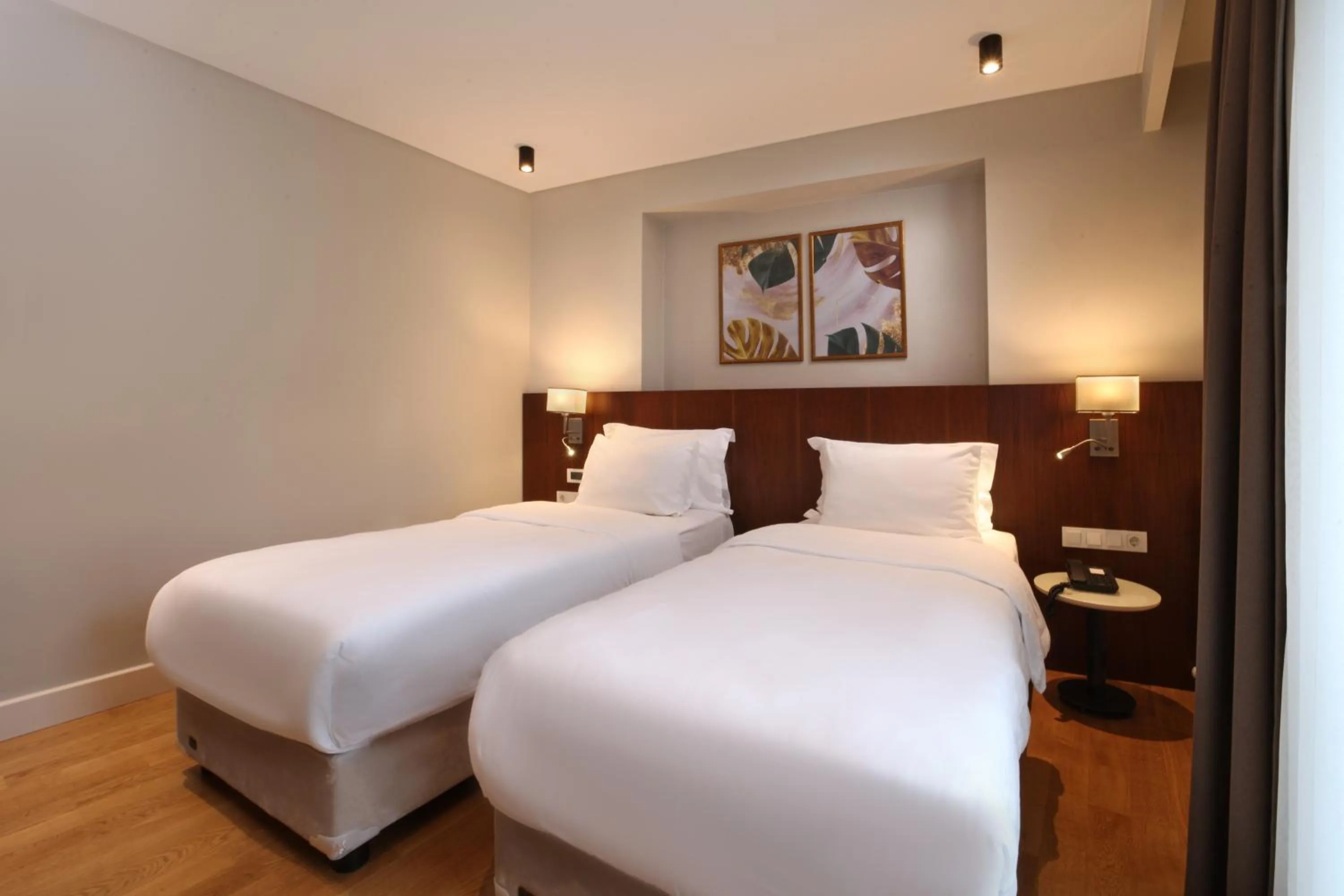 Bed in Suadhan Hotel