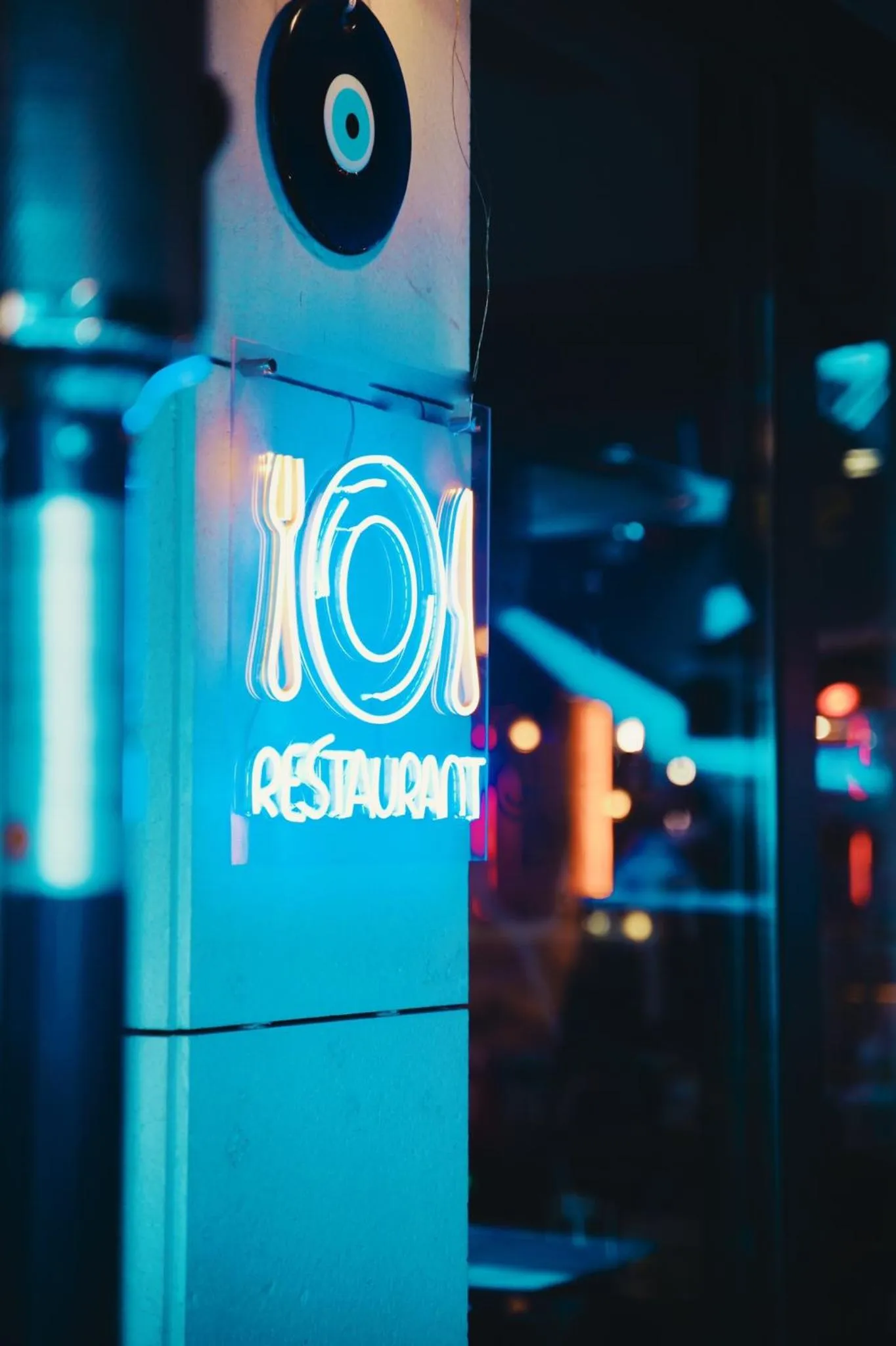 Restaurant/places to eat in Suadhan Hotel