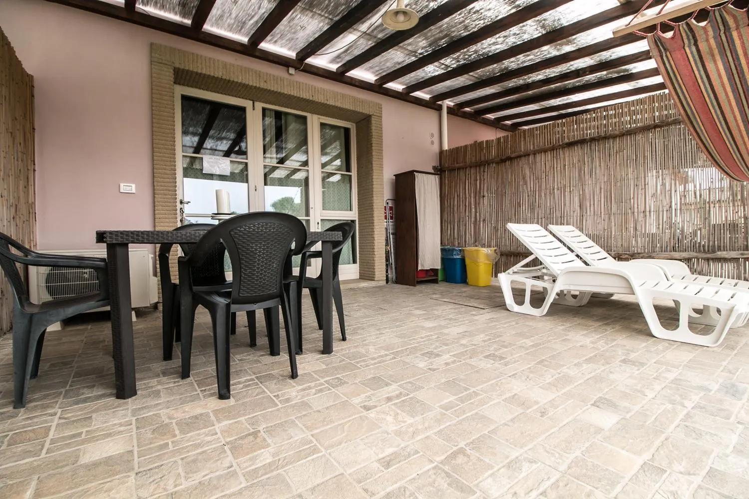 Patio in Fattoria Palazzeta - Pet & Family Friendly
