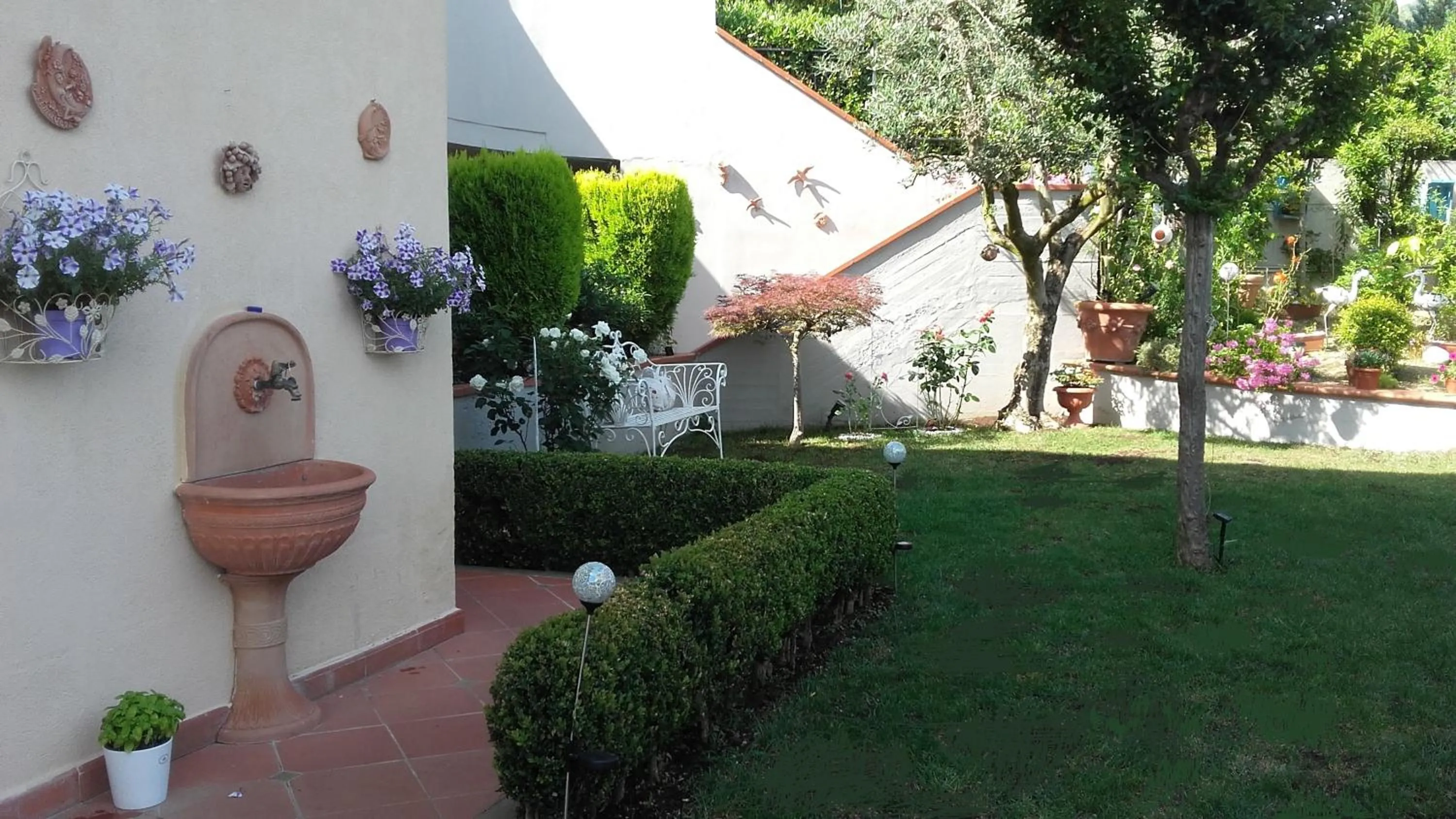 Facade/entrance in La Luna