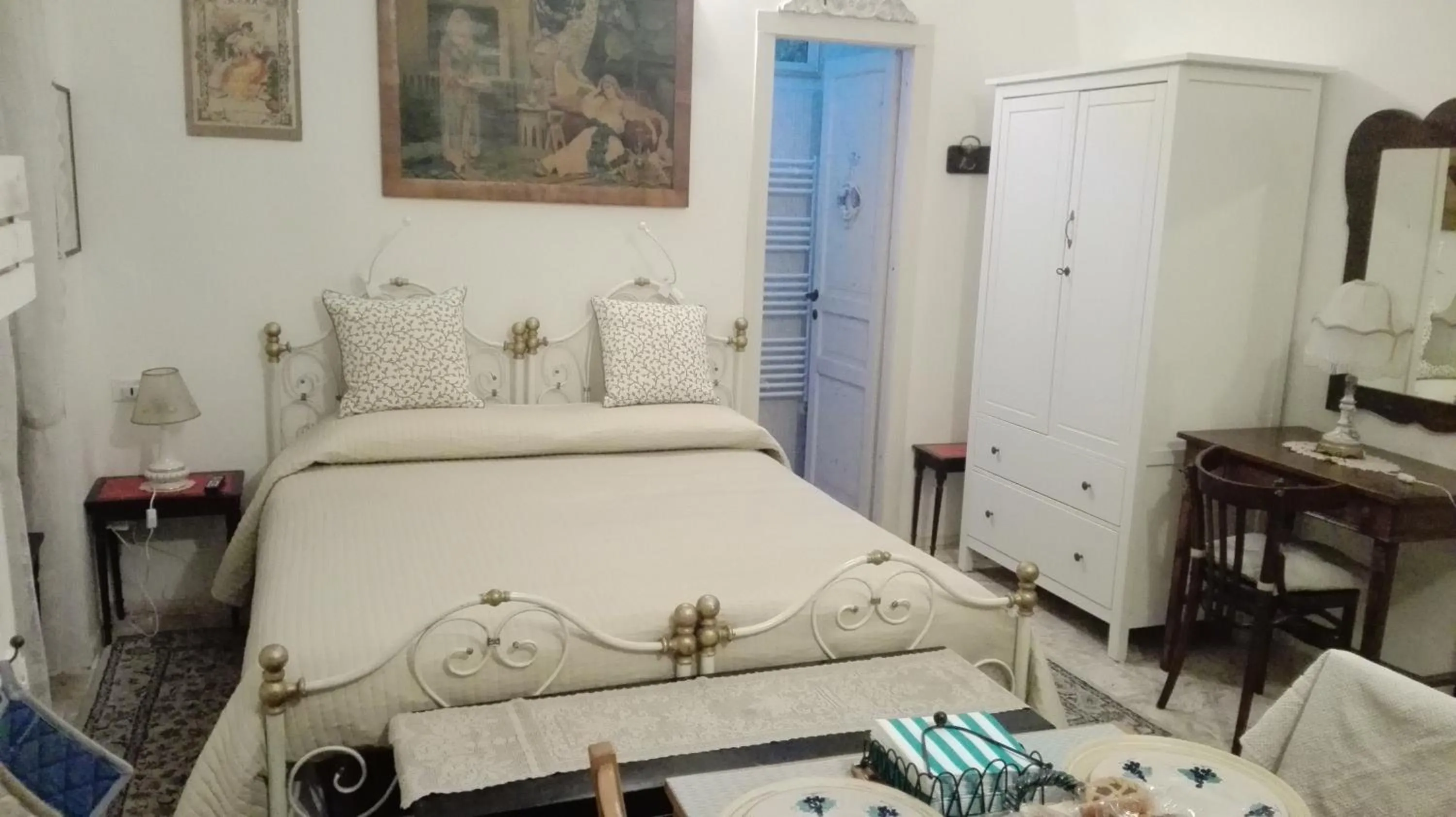 Bed in Villa Longo de Bellis