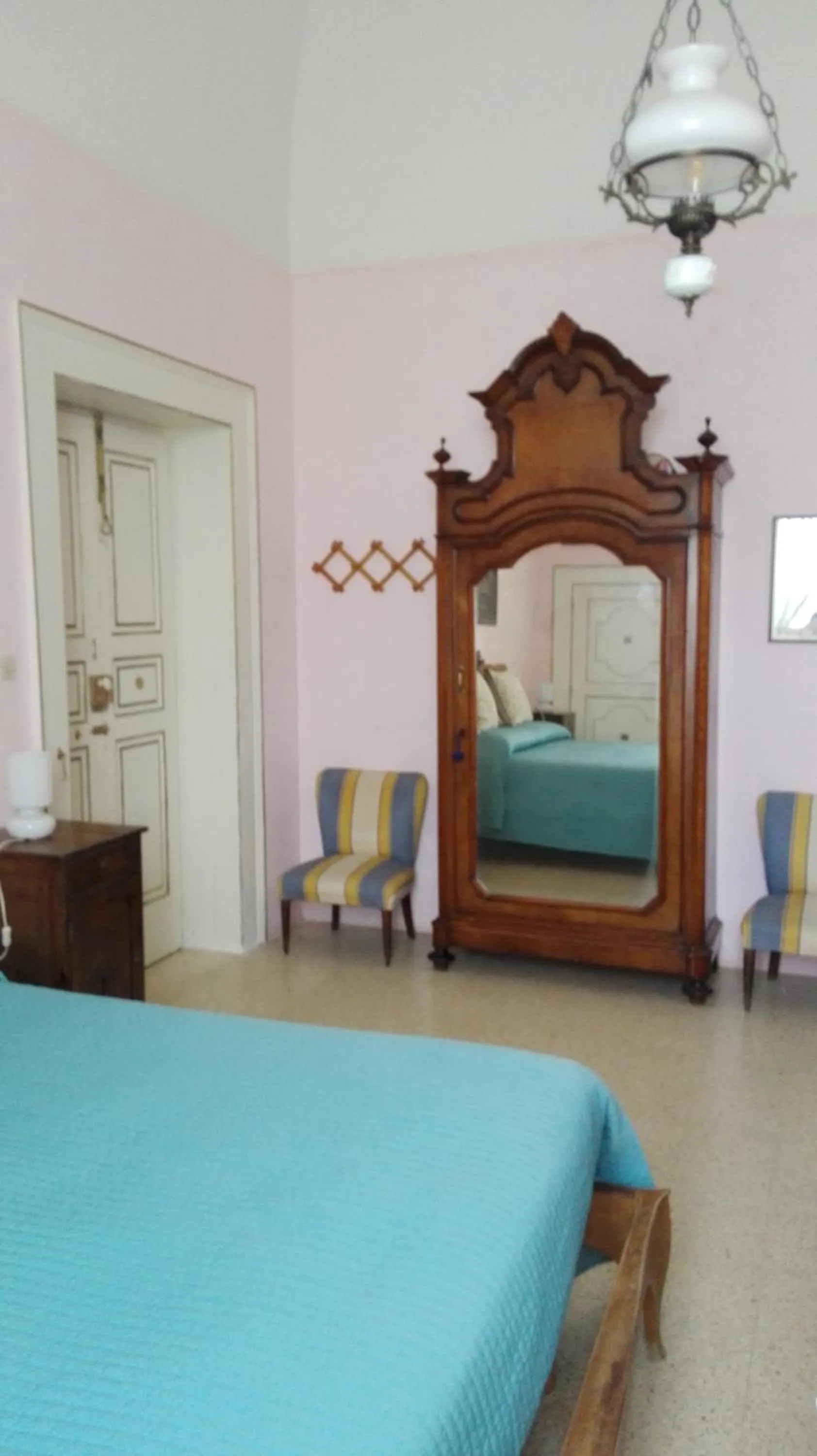 Bed in Villa Longo de Bellis