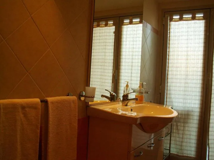 Bathroom in B&B Terra Niura
