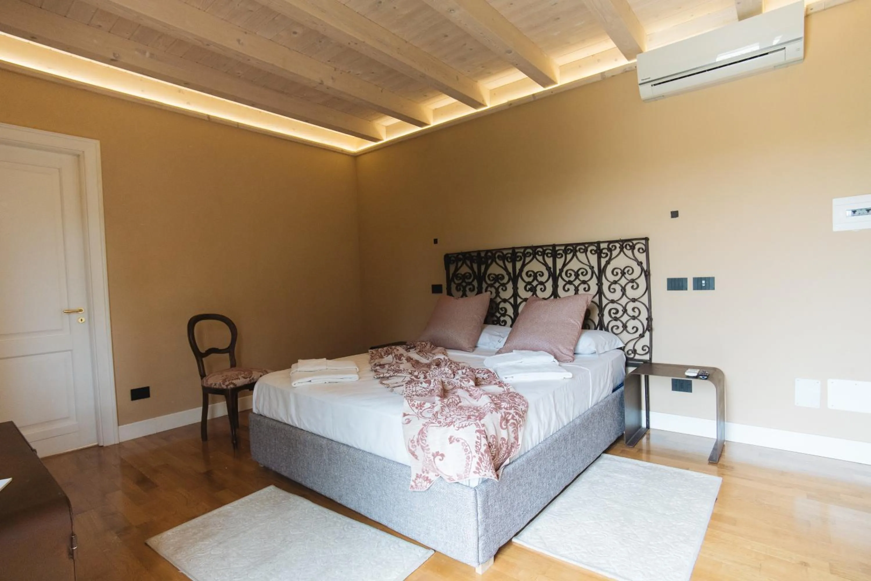 Bed in Leano Agriresort