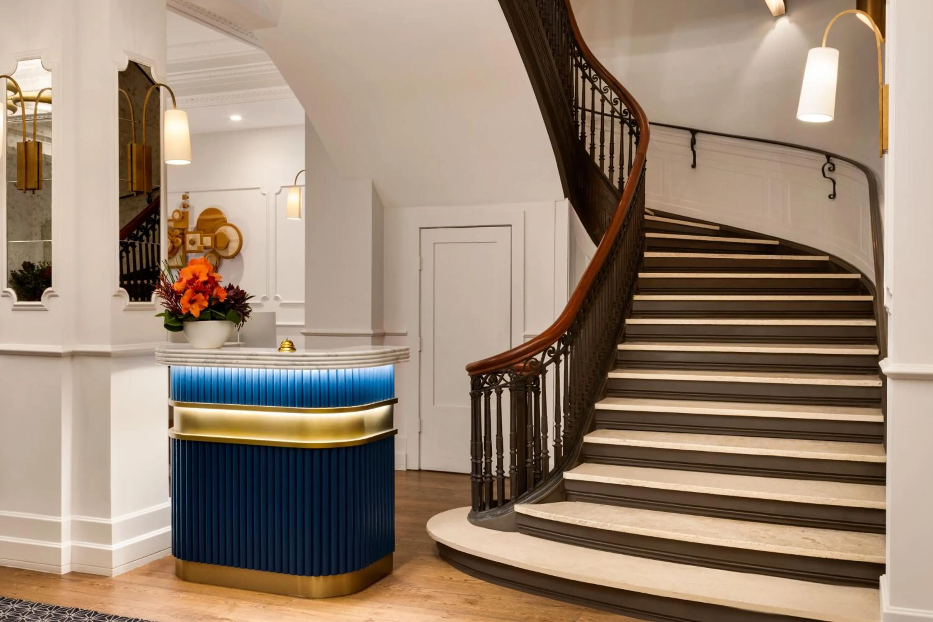 Lobby or reception in The Chemists Club Hotel