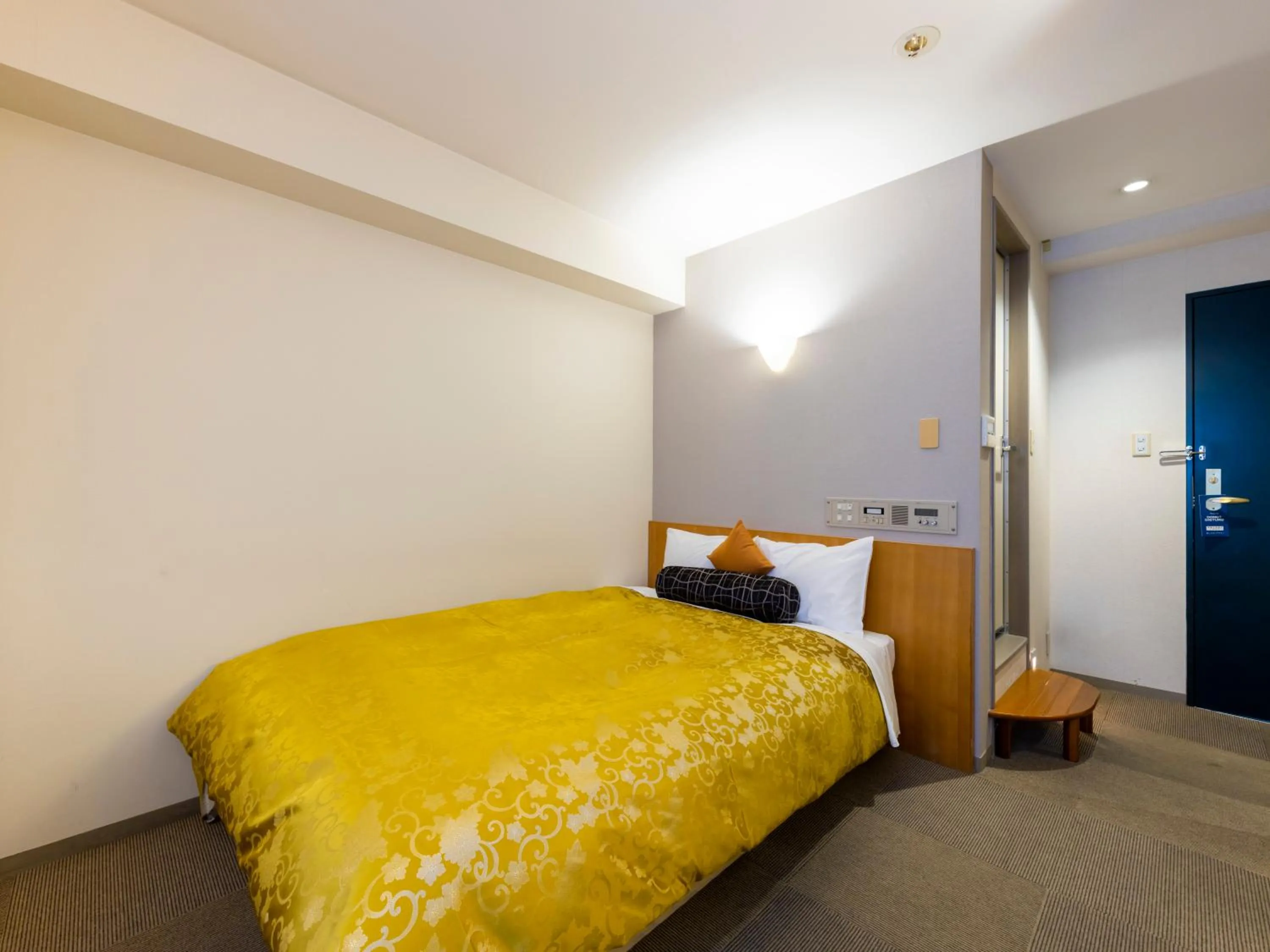 Bed in Hotel Dorf Shizuoka