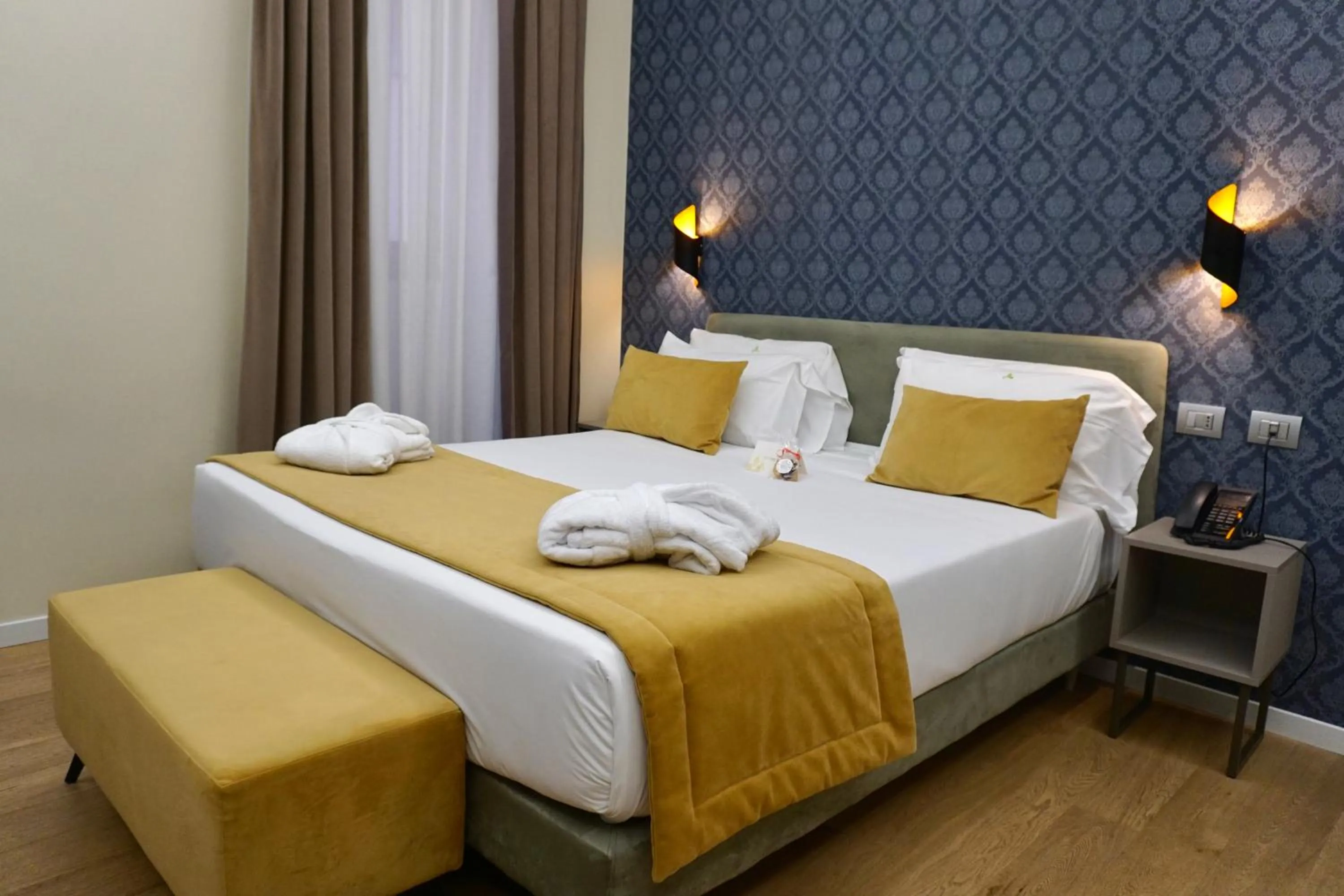 Bedroom, Bed in Hotel Caravita