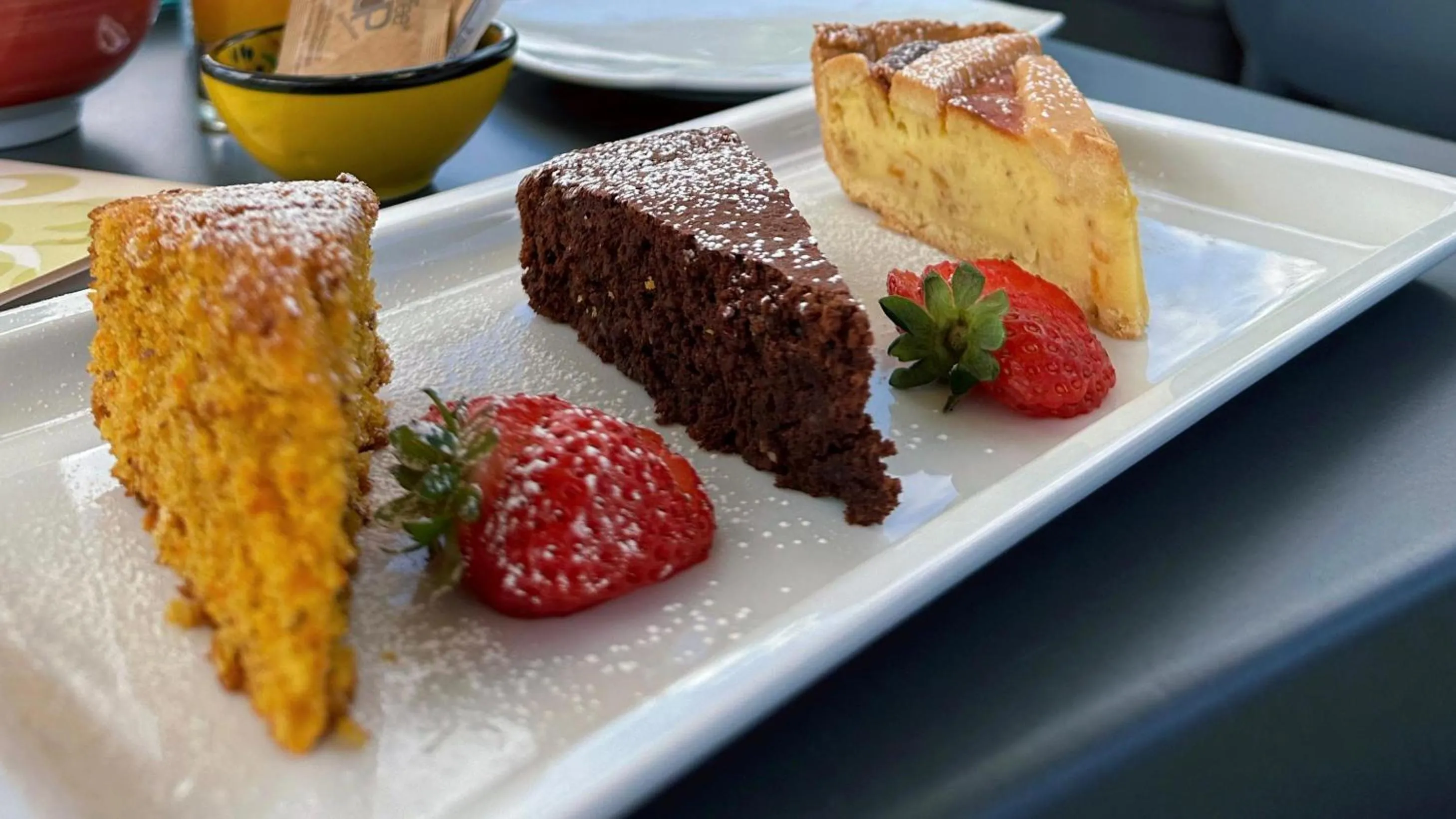 Food and drinks in Hotel Caravita