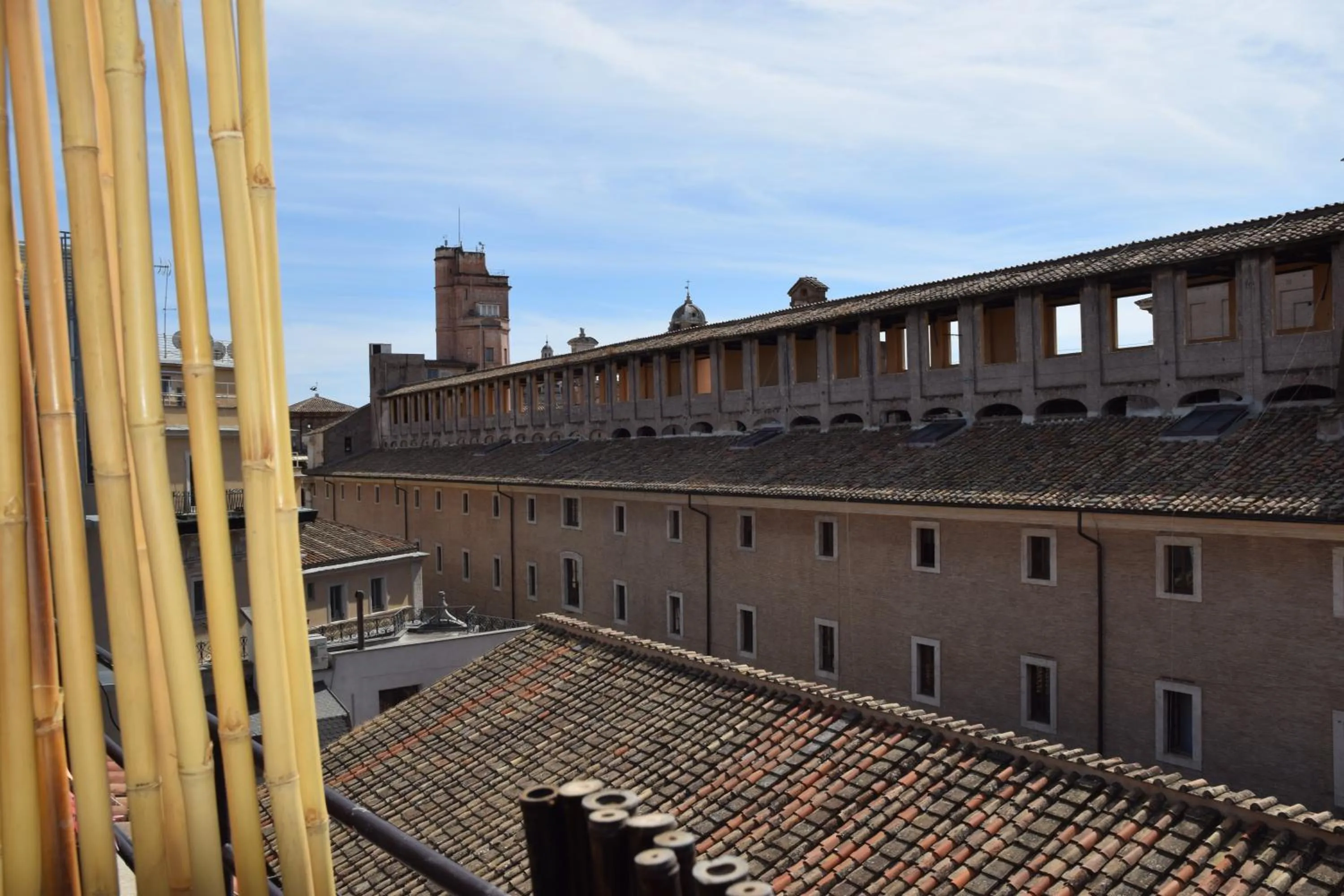 Restaurant/places to eat in Hotel Caravita