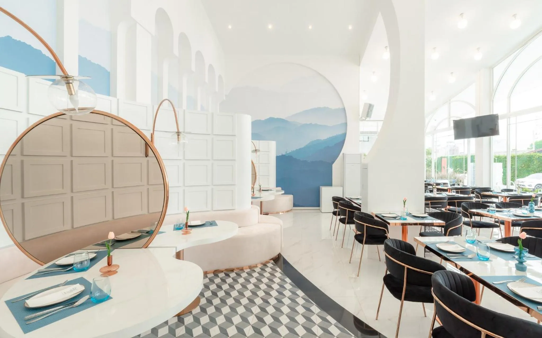 Restaurant/places to eat in Moose Hotel Chiangmai