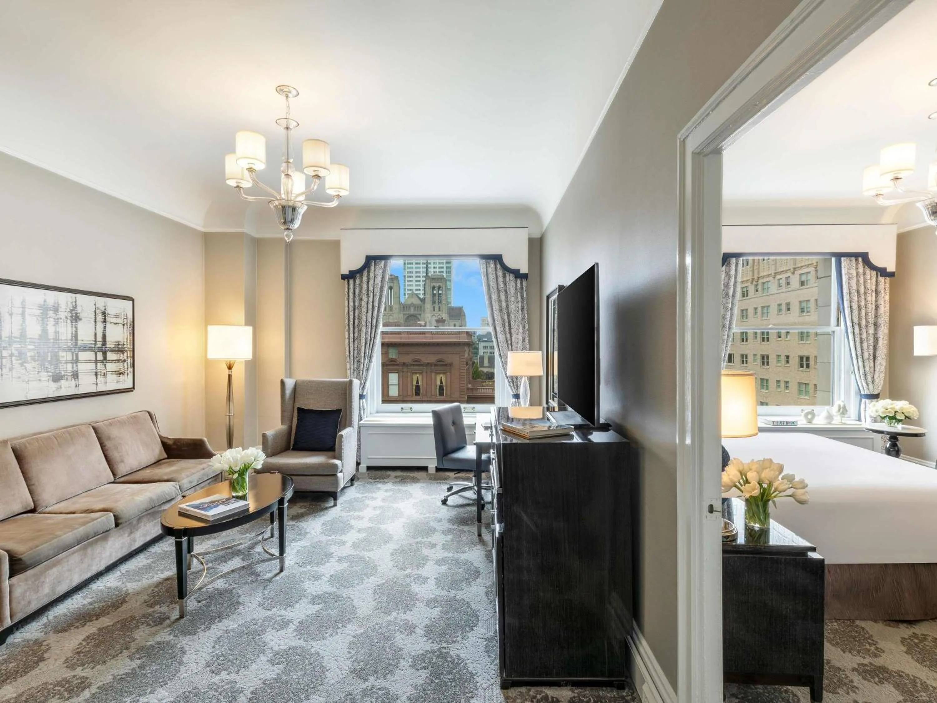 Bedroom in Fairmont San Francisco