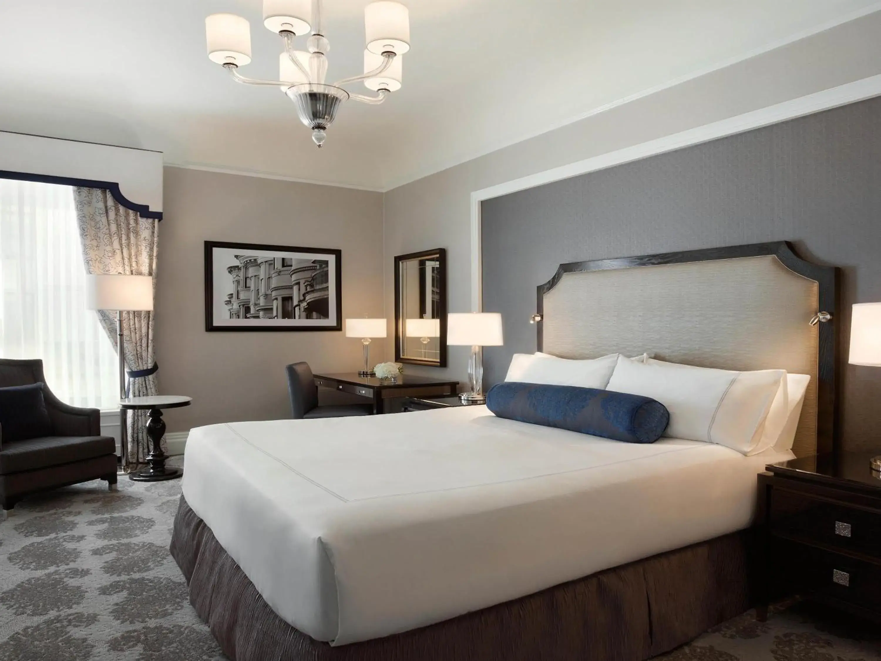 Fairmont Queen Room in Fairmont San Francisco Fairmont Queen Room in Fairmont San Francisco