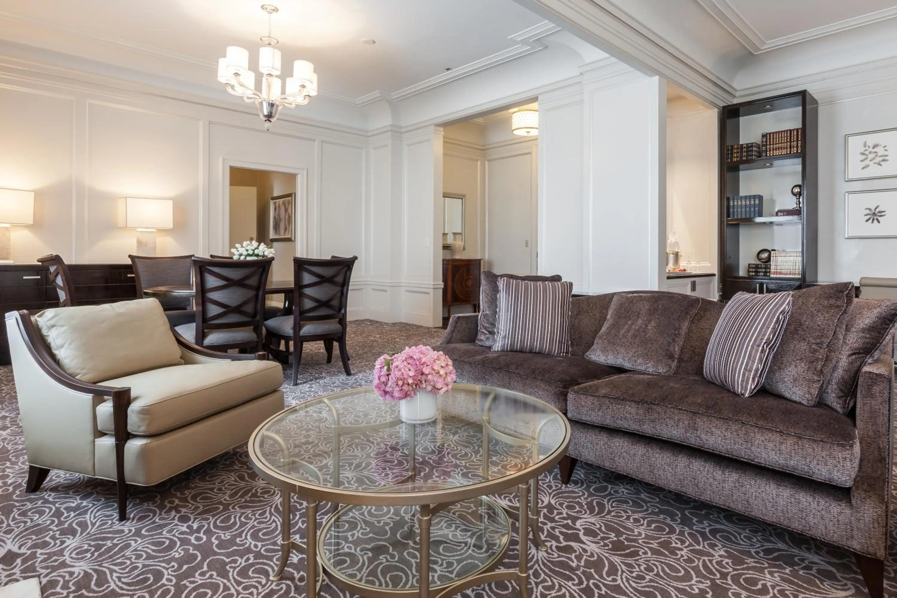 Living room in Fairmont San Francisco