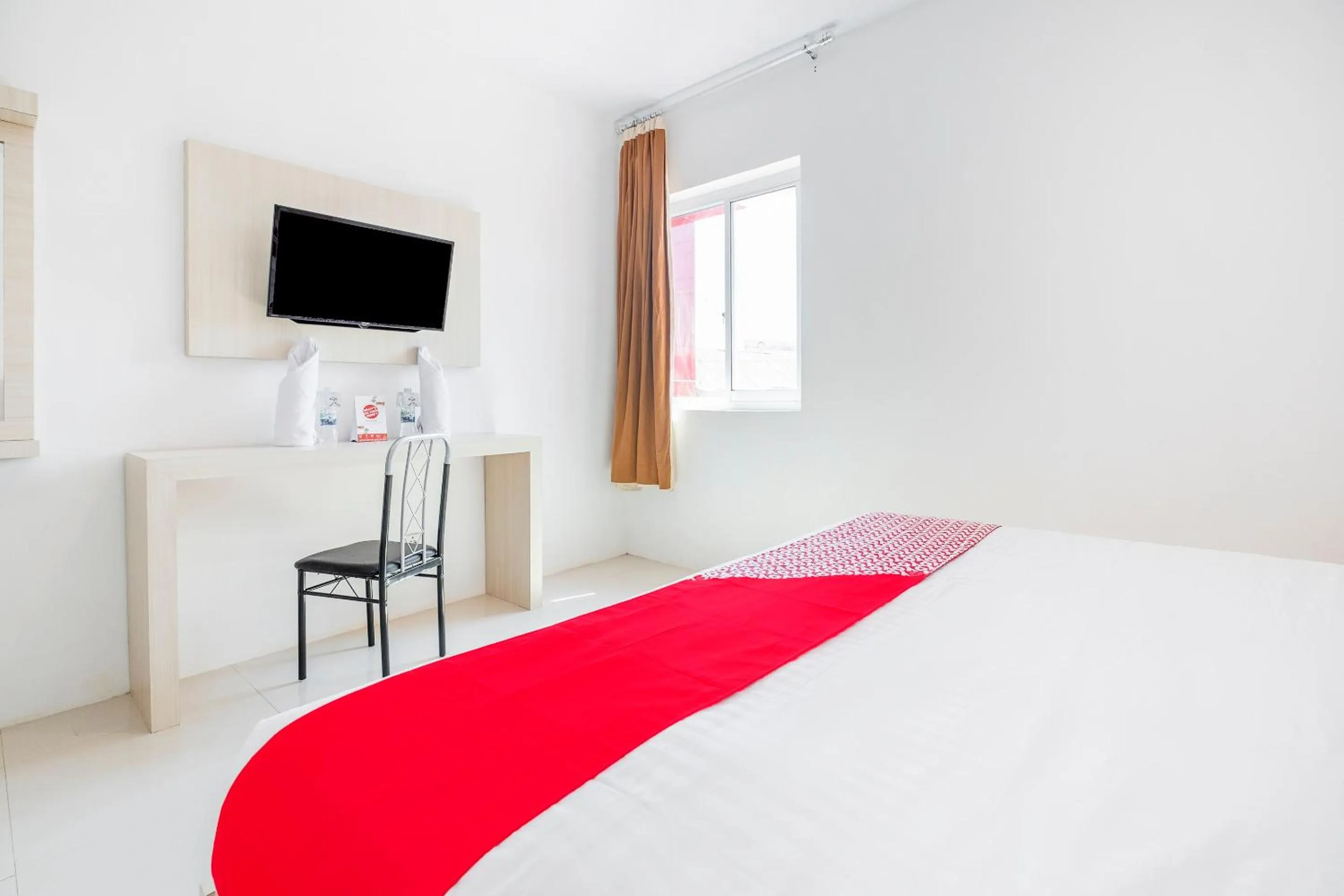 Bedroom in OYO 1633 Hotel Darma Nusantara 3