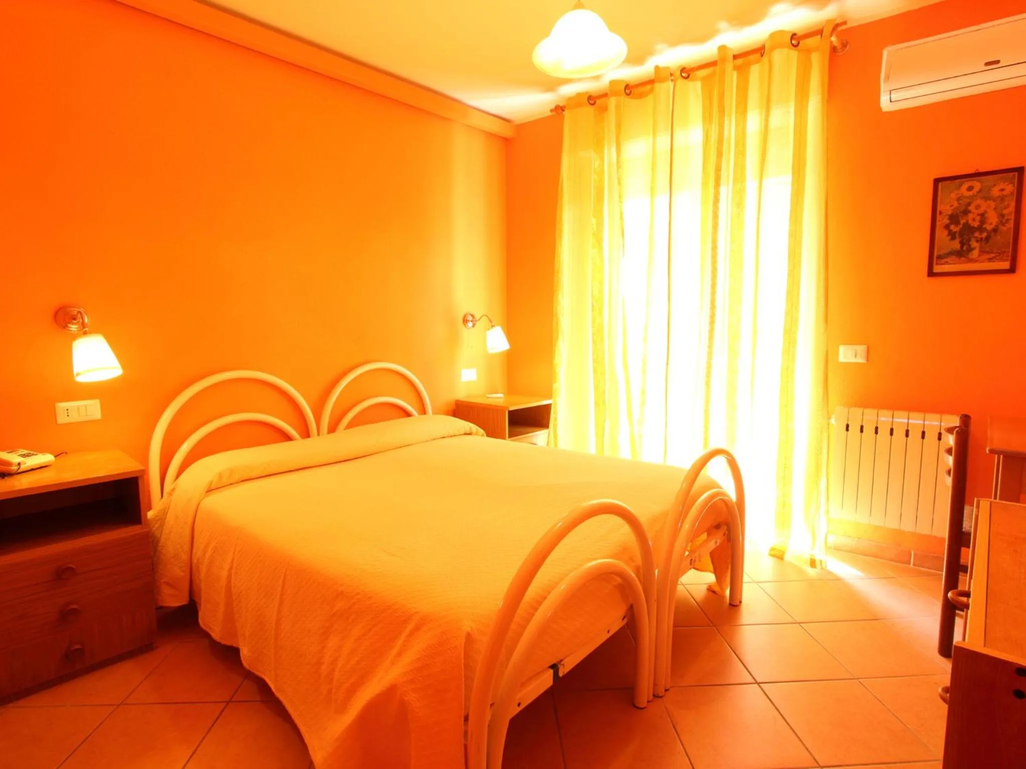 Bedroom, Bed in Innpiero