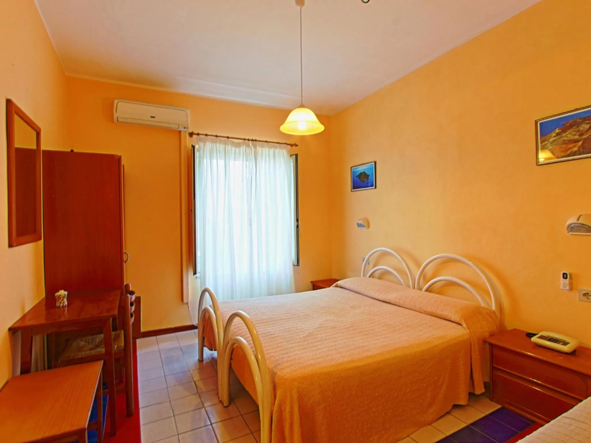 Bedroom, Bed in Innpiero