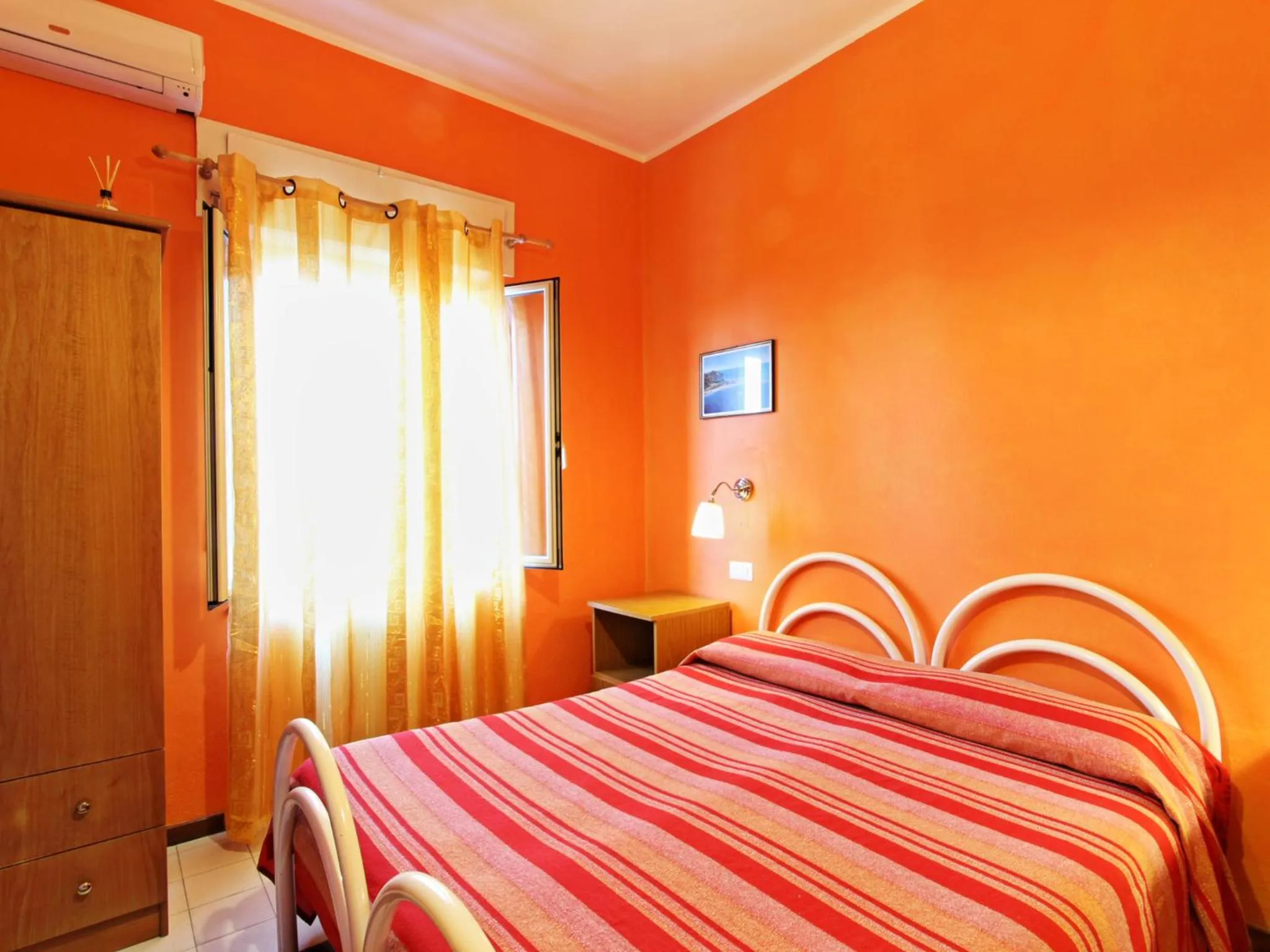 Bedroom, Bed in Innpiero