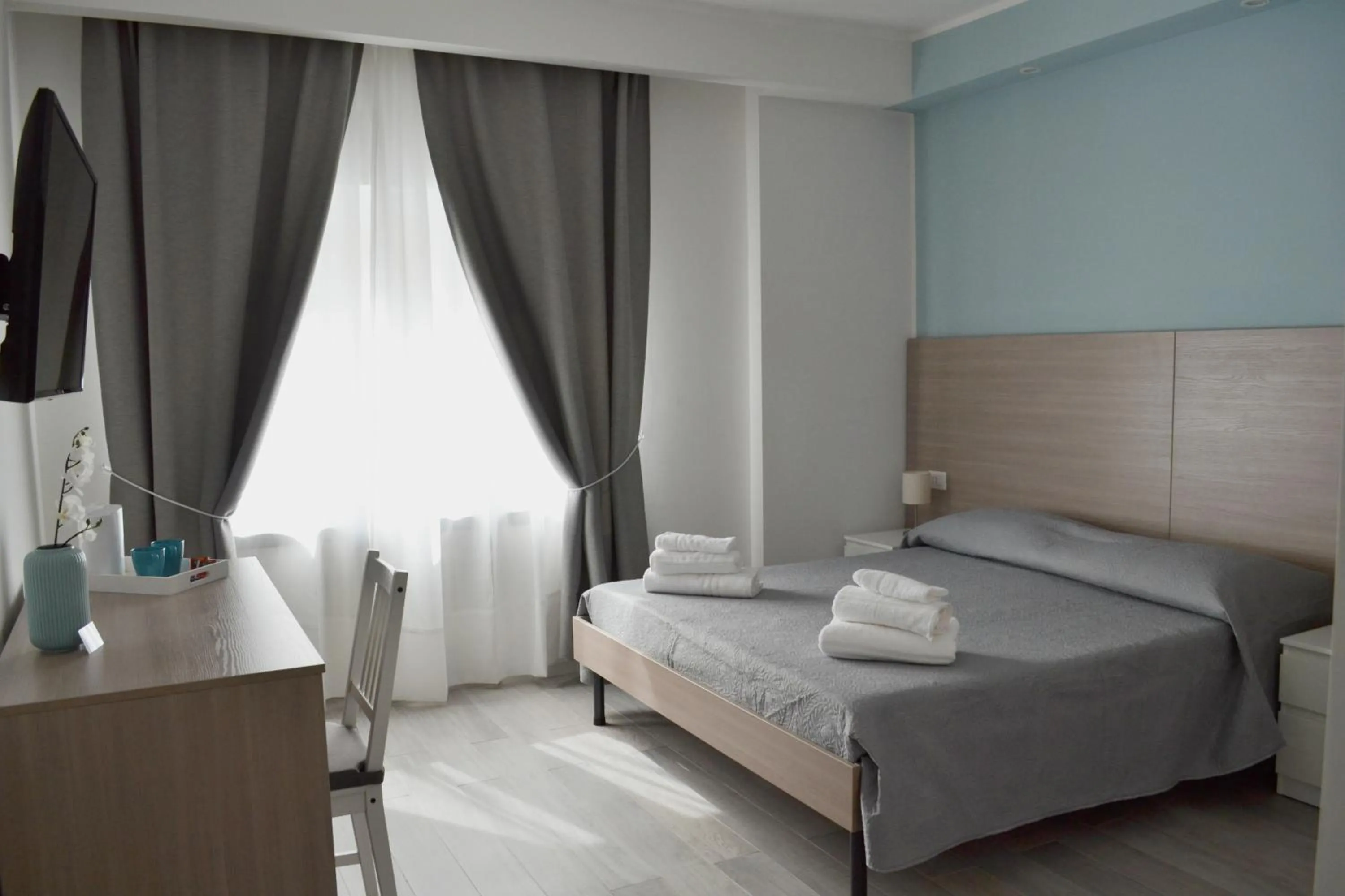 Photo of the whole room, Bed in Nazionale Suite