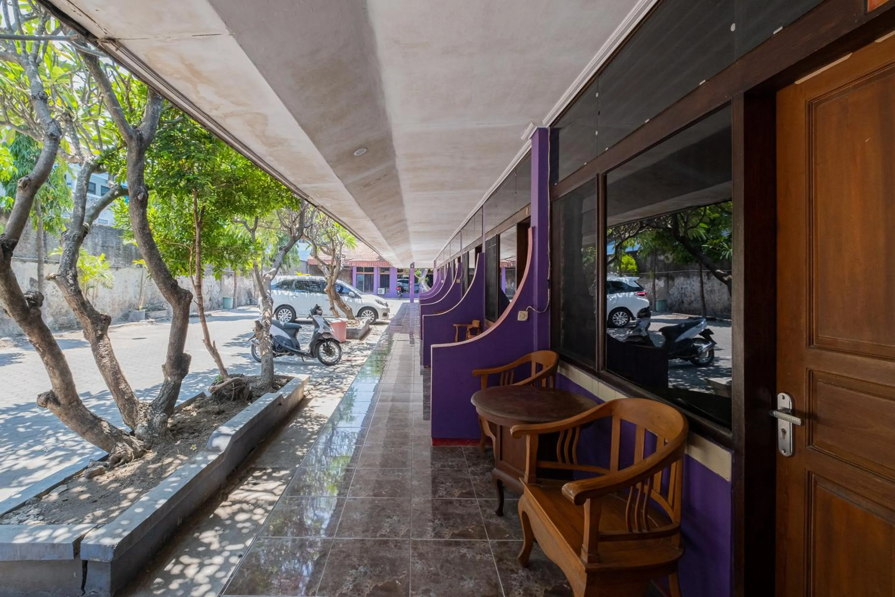 Property building in RedDoorz near Bojonegoro Train Station