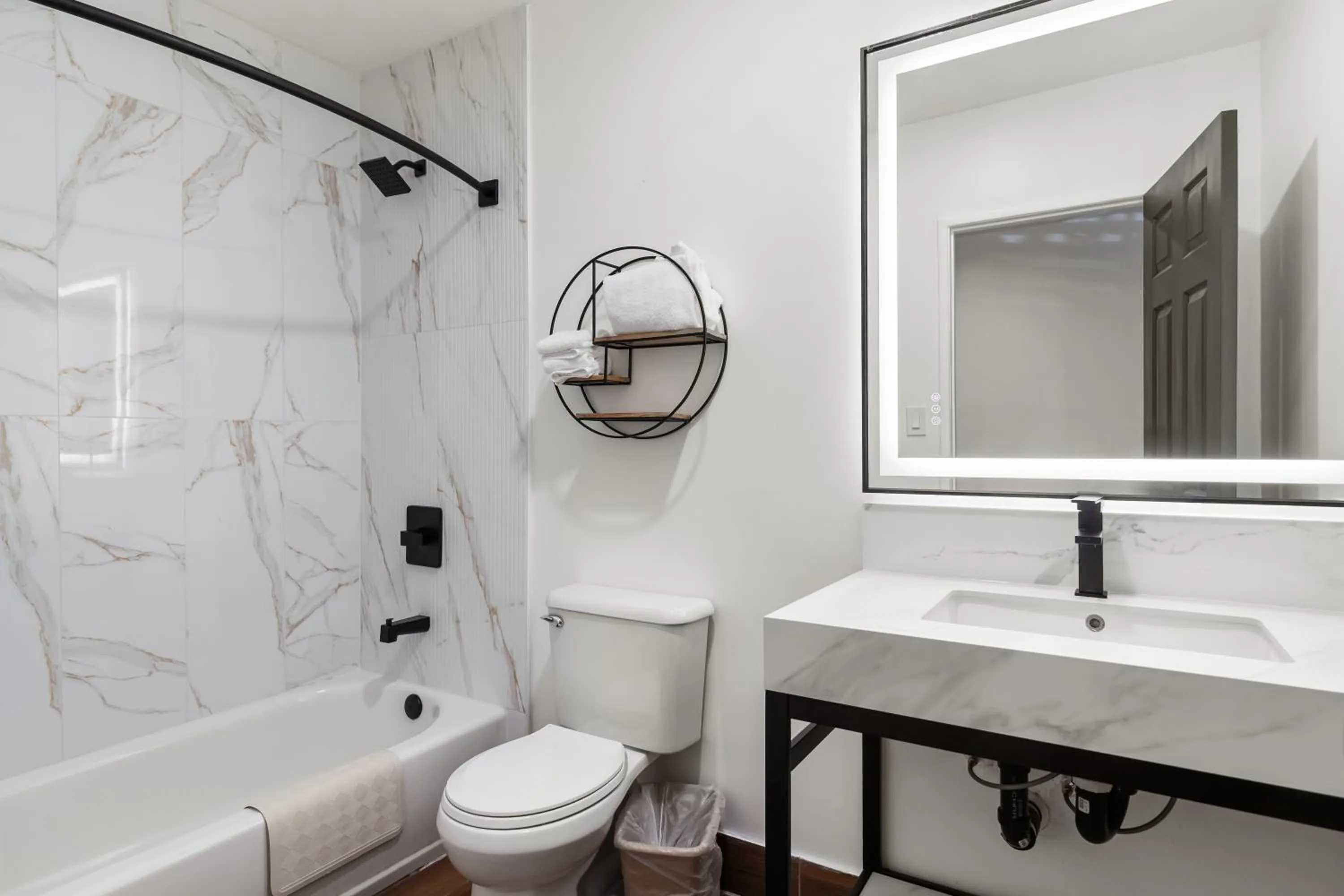 Bathroom in Beverly Inn