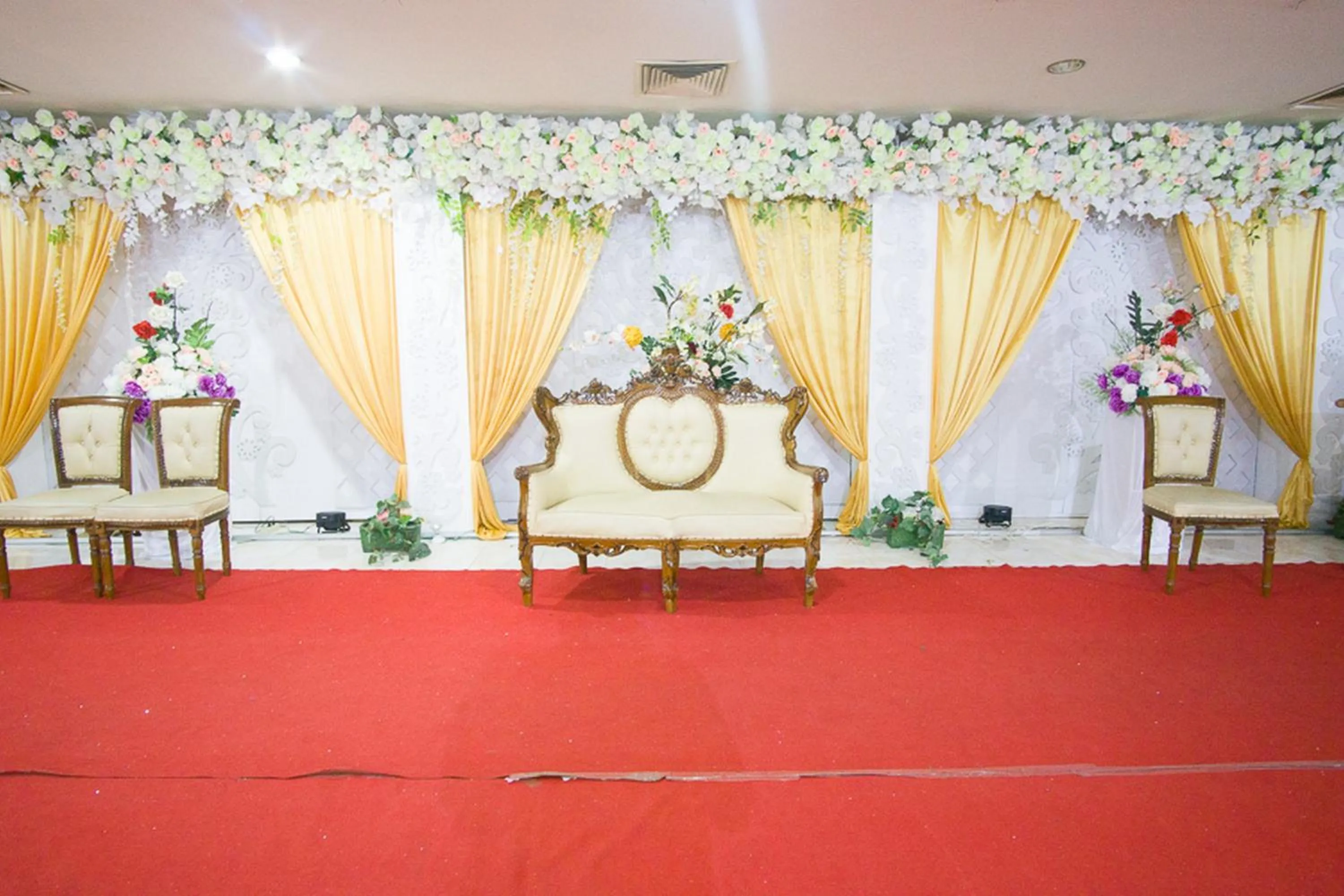 RedDoorz plus near Pelabuhan Bitung