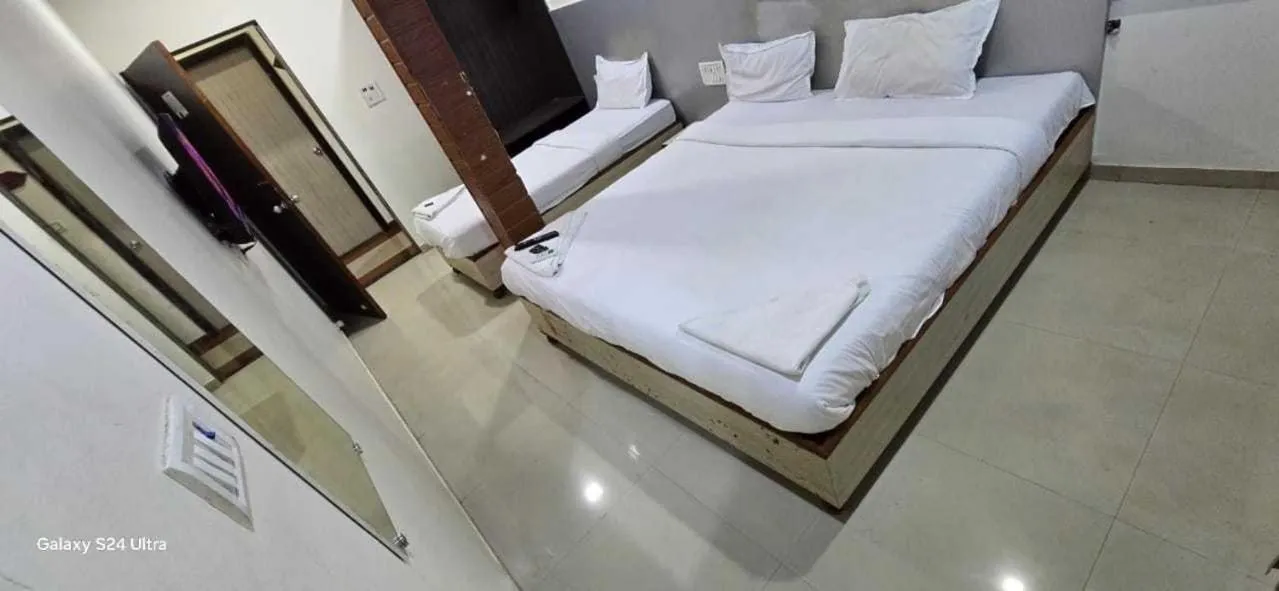 Bedroom in Hotel O Sargam Lodging And Boarding