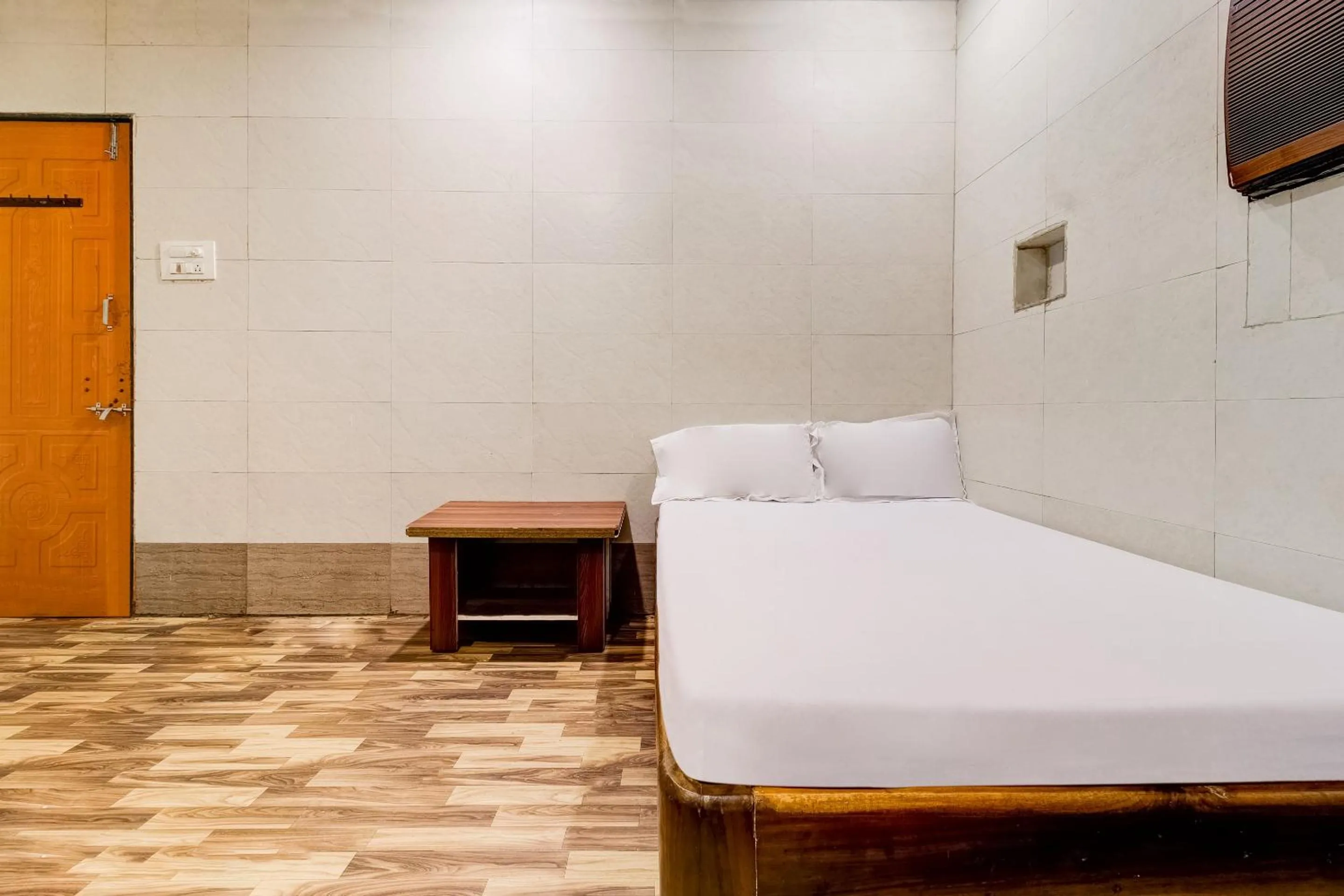 Bedroom in Hotel O Sargam Lodging And Boarding